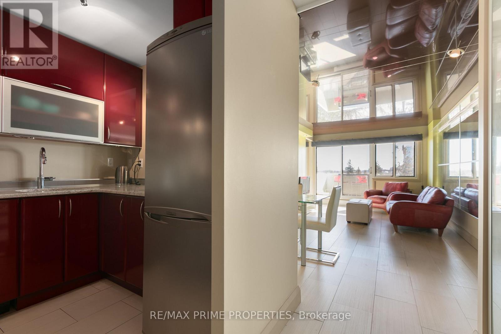 507 - 40 Landry Street, Ottawa, Ontario  K1L 8K4 - Photo 10 - X12775508