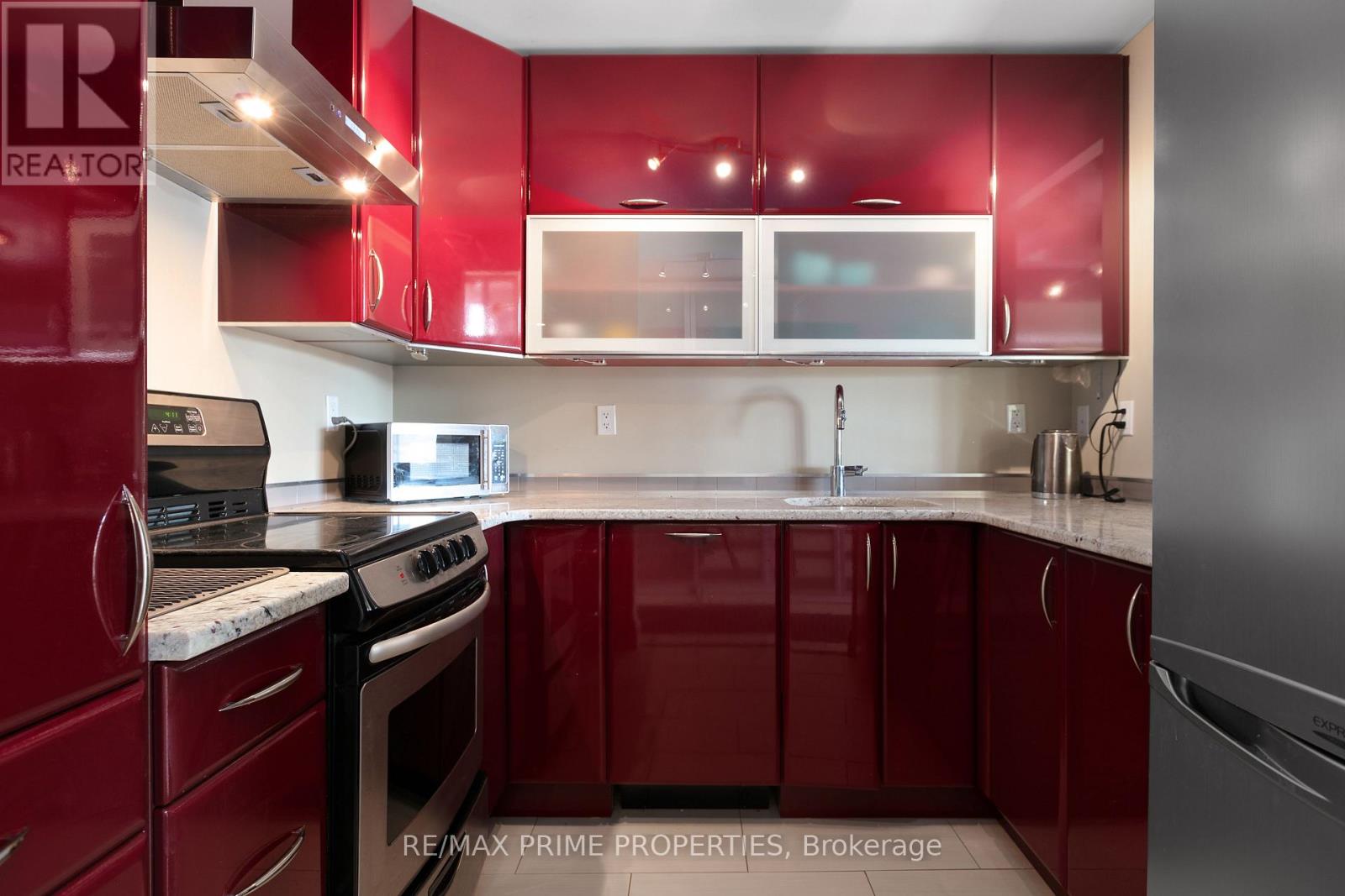 507 - 40 Landry Street, Ottawa, Ontario  K1L 8K4 - Photo 6 - X12775508