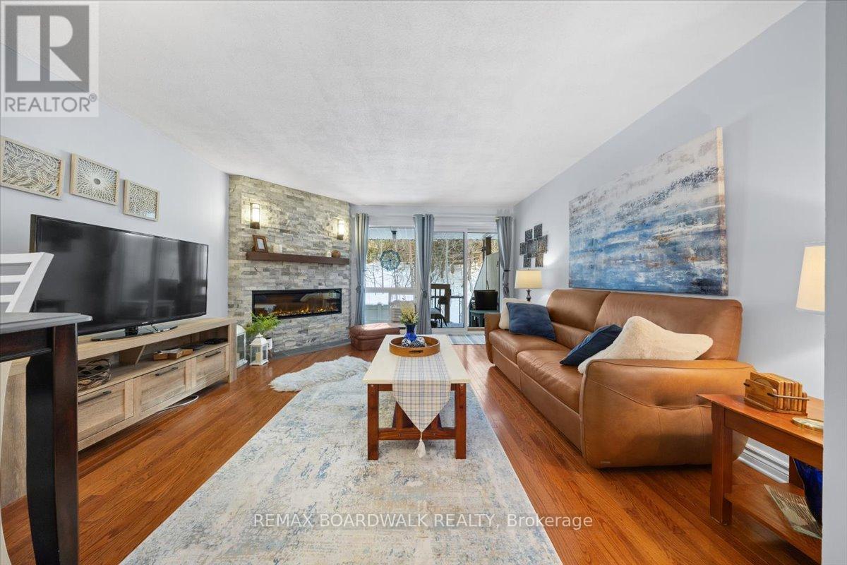 6623a - 6623 Bilberry Drive, Ottawa, Ontario  K1C 4N5 - Photo 12 - X12775520