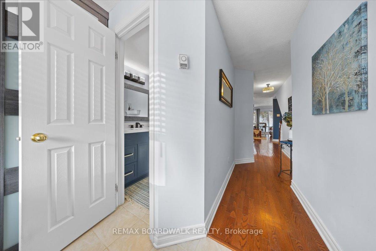 6623a - 6623 Bilberry Drive, Ottawa, Ontario  K1C 4N5 - Photo 3 - X12775520