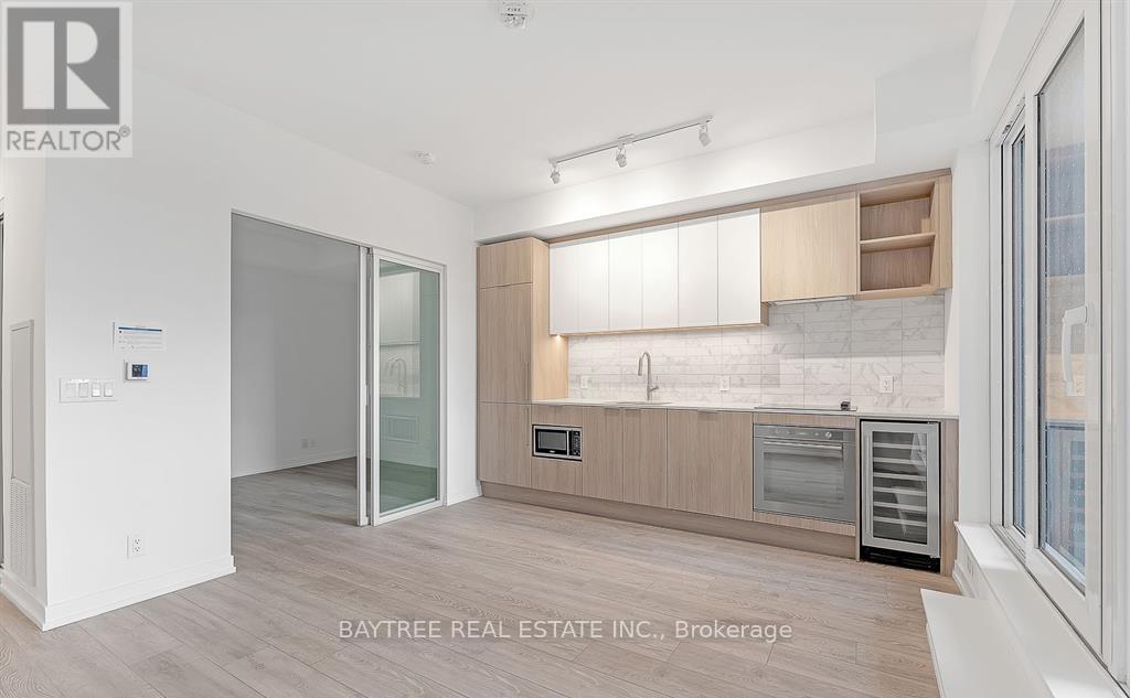 506 - 2020 Bathurst Street, Toronto, Ontario  M5P 0A6 - Photo 5 - C12711366