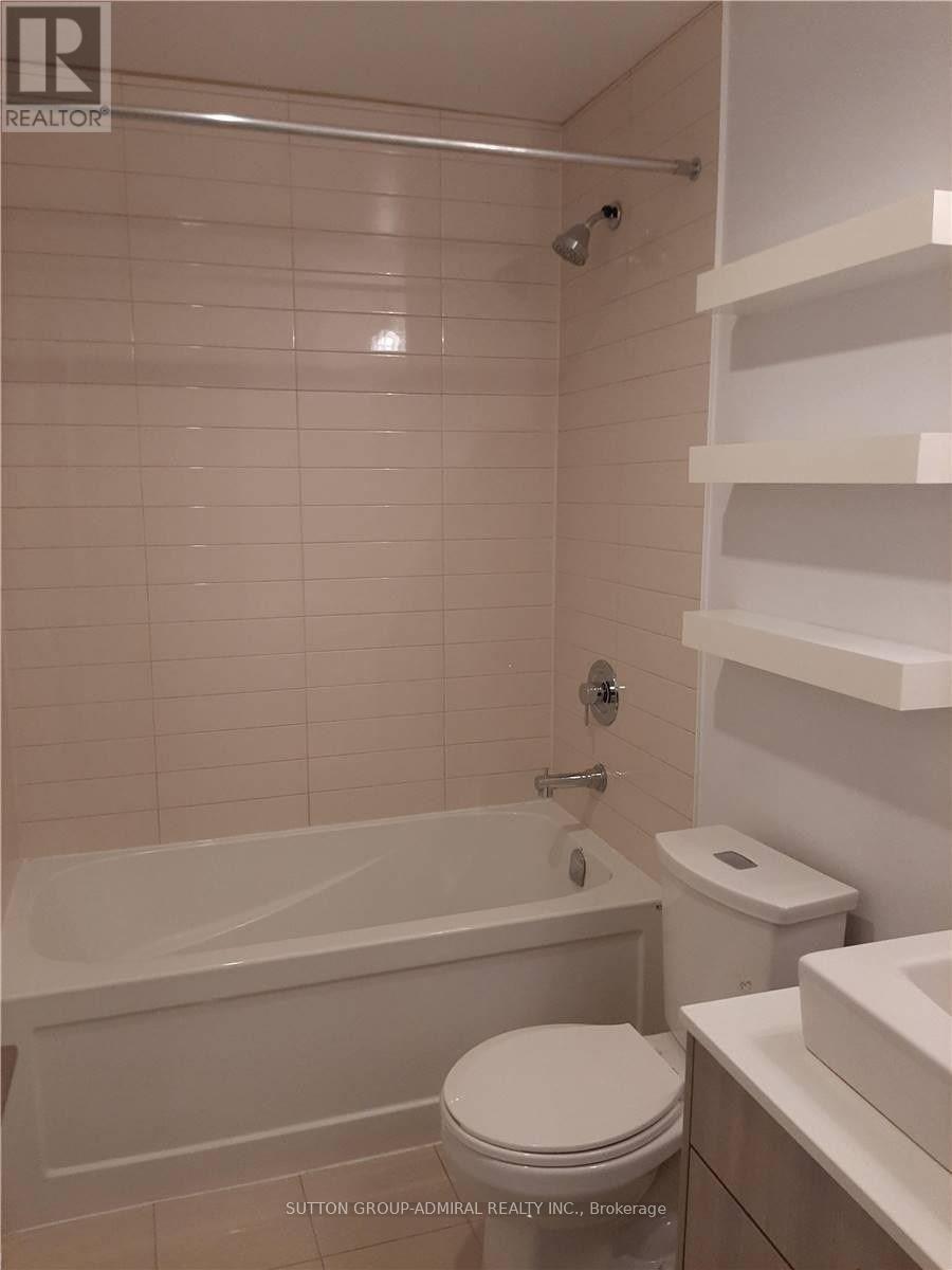 1208 - 9205 Yonge Street, Richmond Hill, Ontario  L4C 1V5 - Photo 18 - N12774222