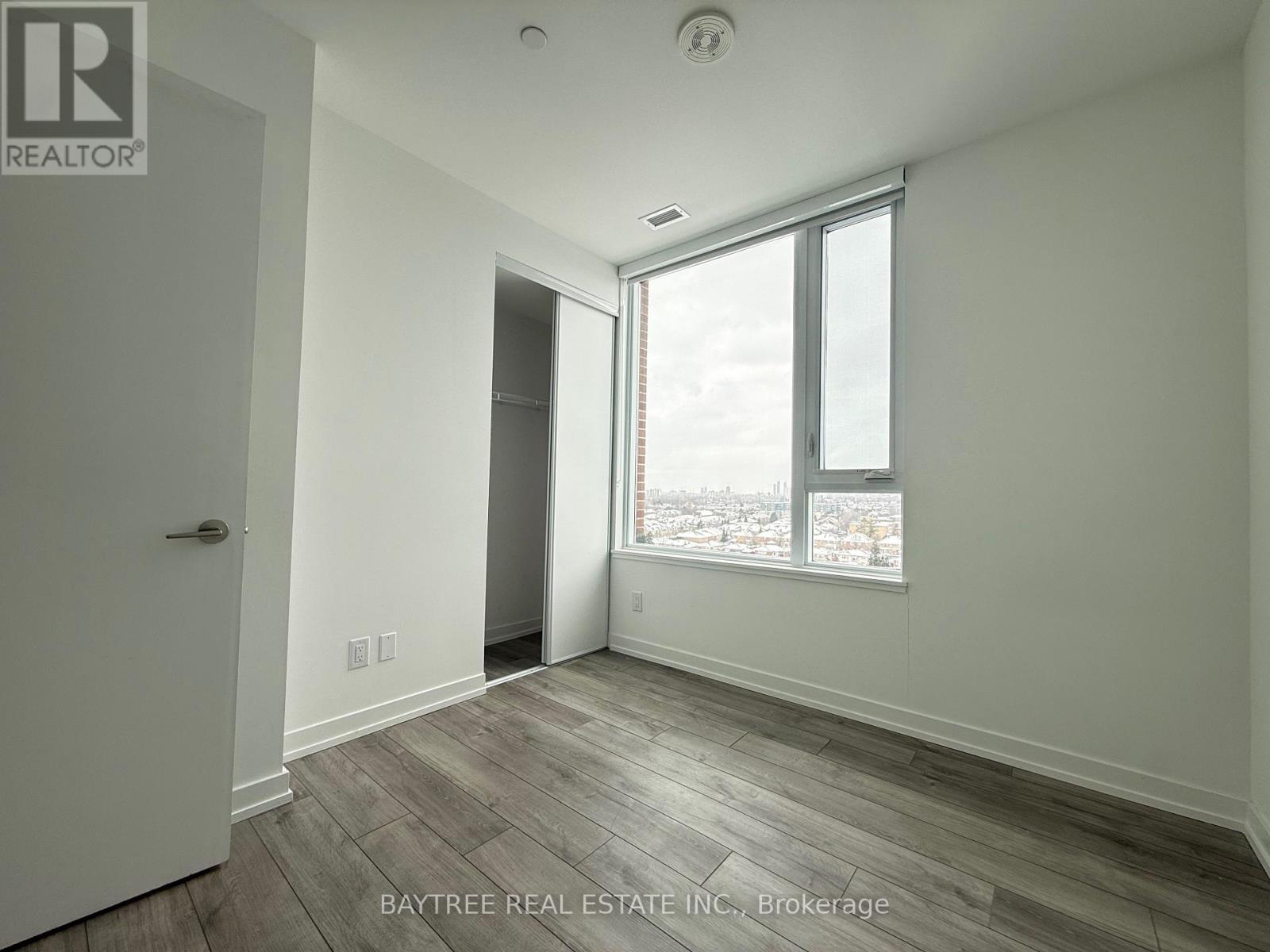 903 - 3100 Keele Street, Toronto (Downsview-Roding-Cfb), Ontario  M3M 0E1 - Photo 8 - W12707582