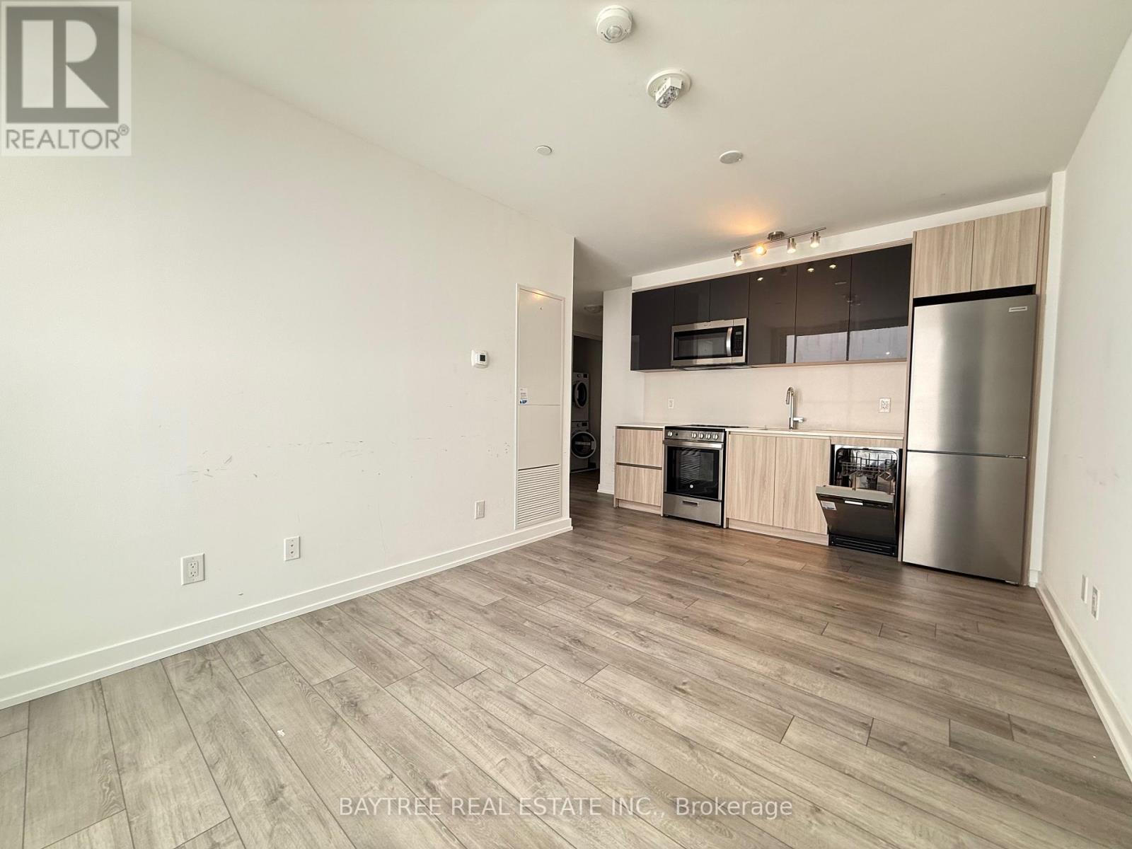 1106 - 3100 KEELE STREET, Toronto, Ontario