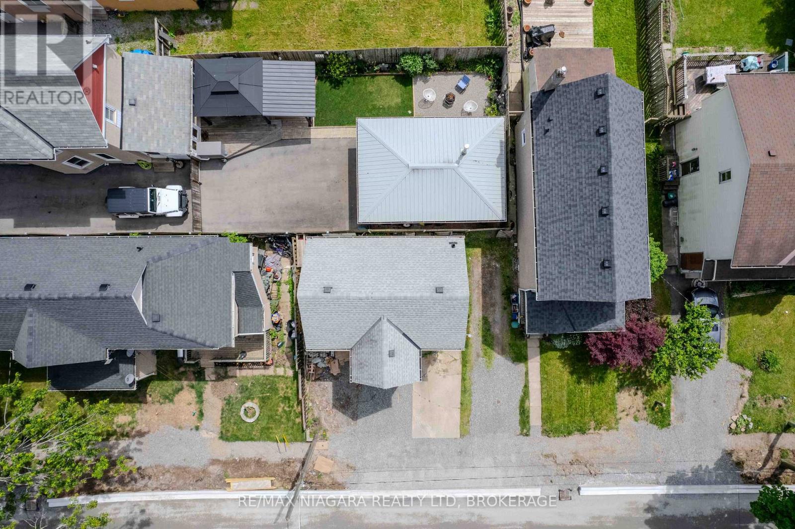 8 Garner Avenue, Welland, Ontario  L3B 2X6 - Photo 32 - X12634496