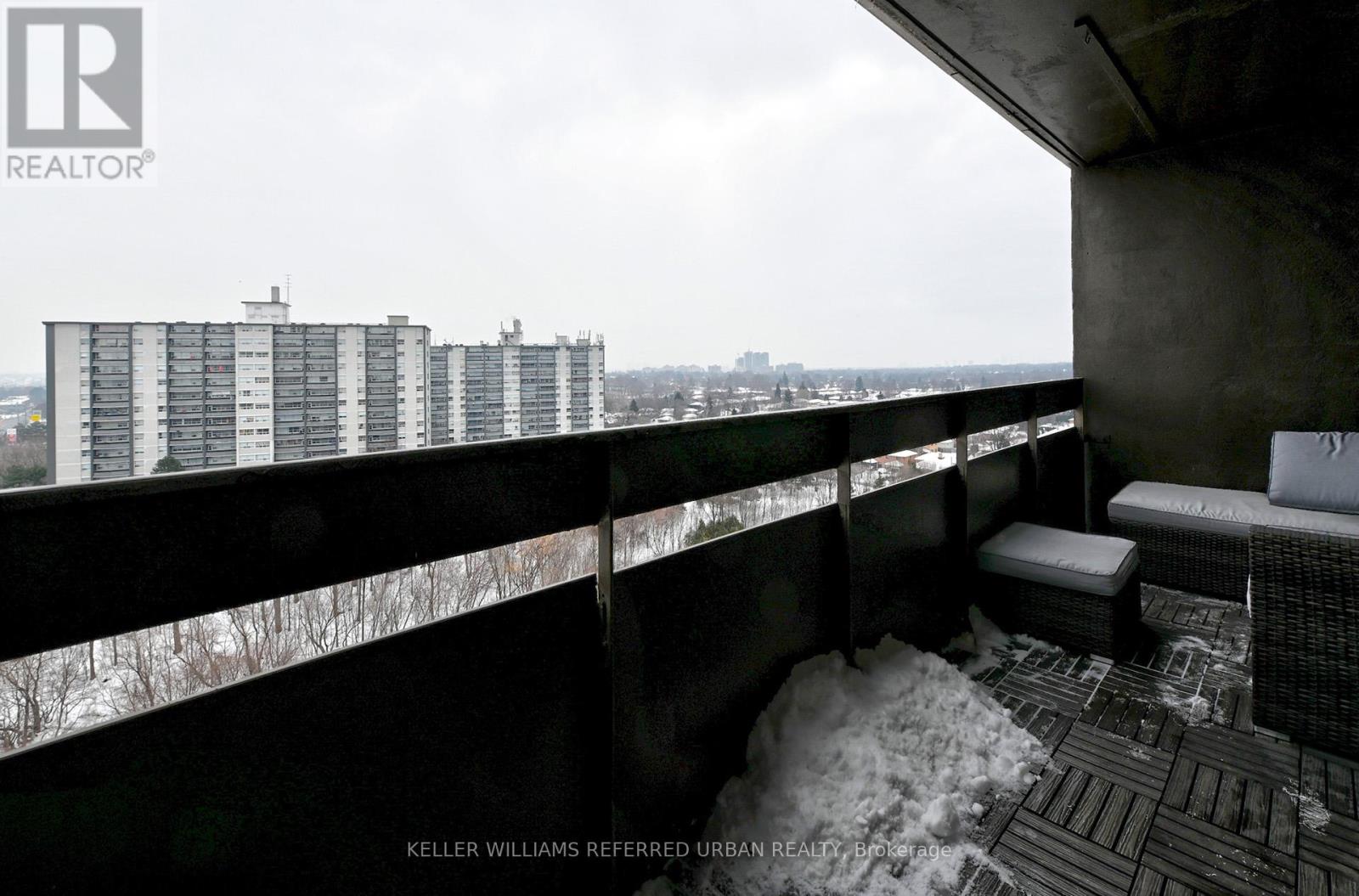 1411 - 11 Wincott Drive, Toronto, Ontario  M9R 2R9 - Photo 32 - W12763342