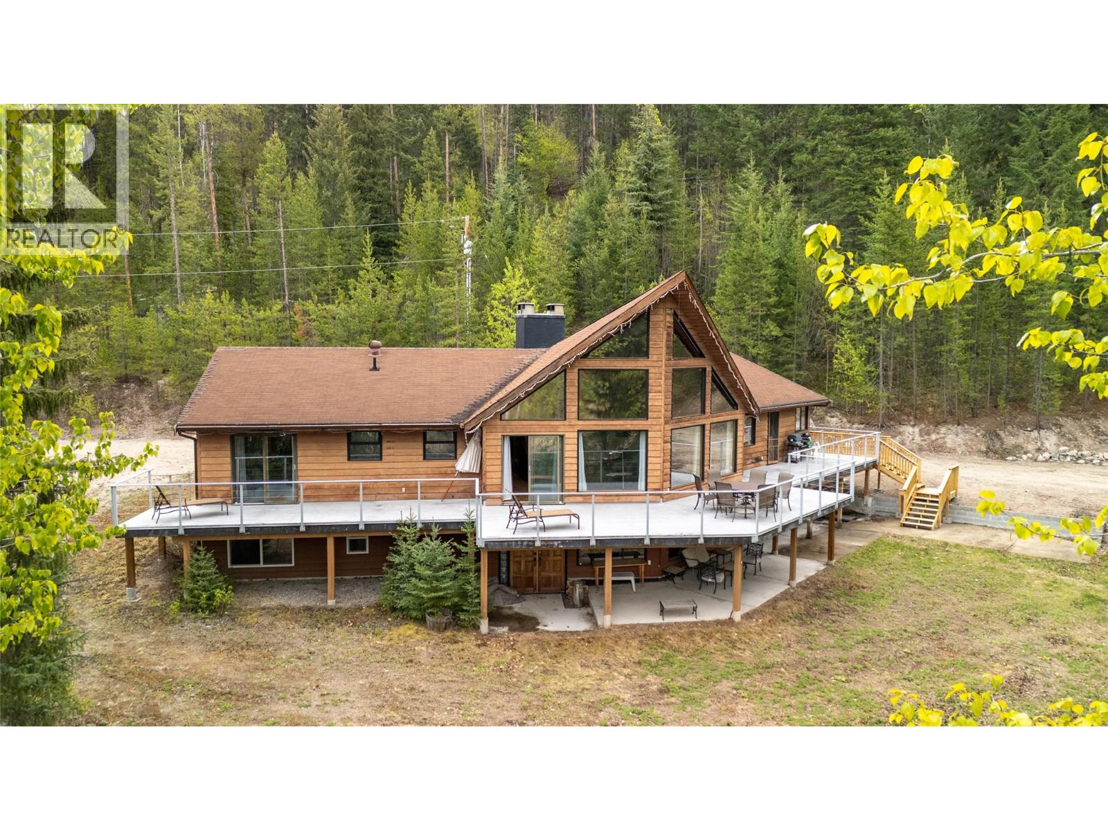 2083 Princeton Summerland Rd, Princeton, British Columbia  V0X 1W0 - Photo 1 - 10375447