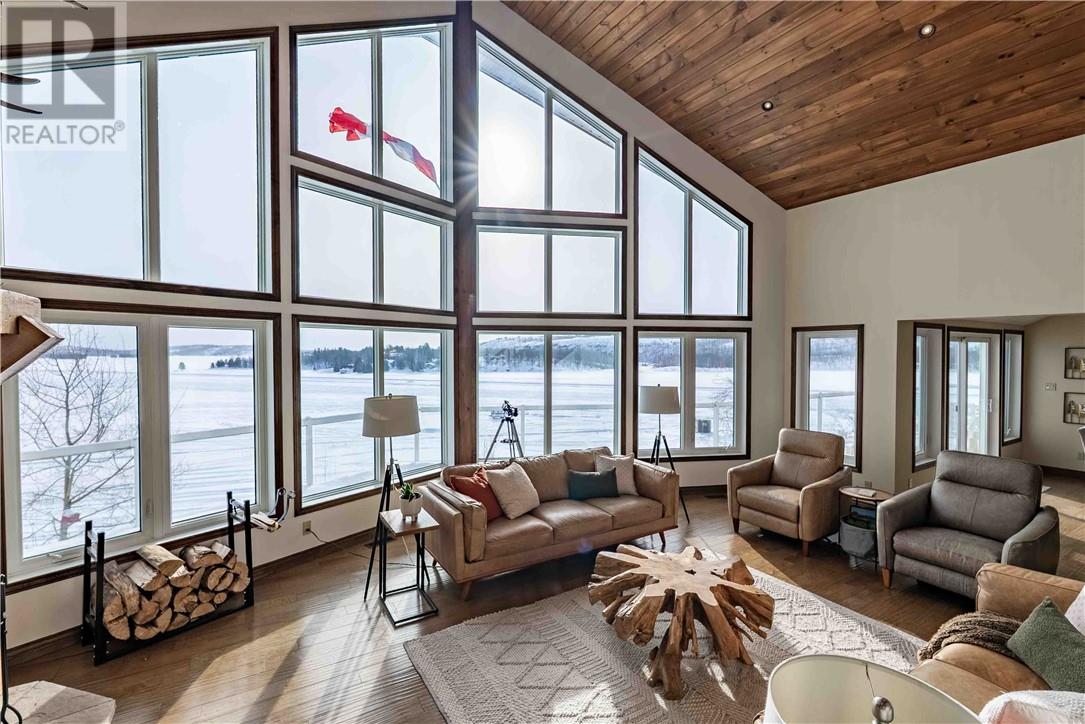 405 Fire Route 3, Val Caron, Ontario  P3N 1L4 - Photo 18 - 2126315