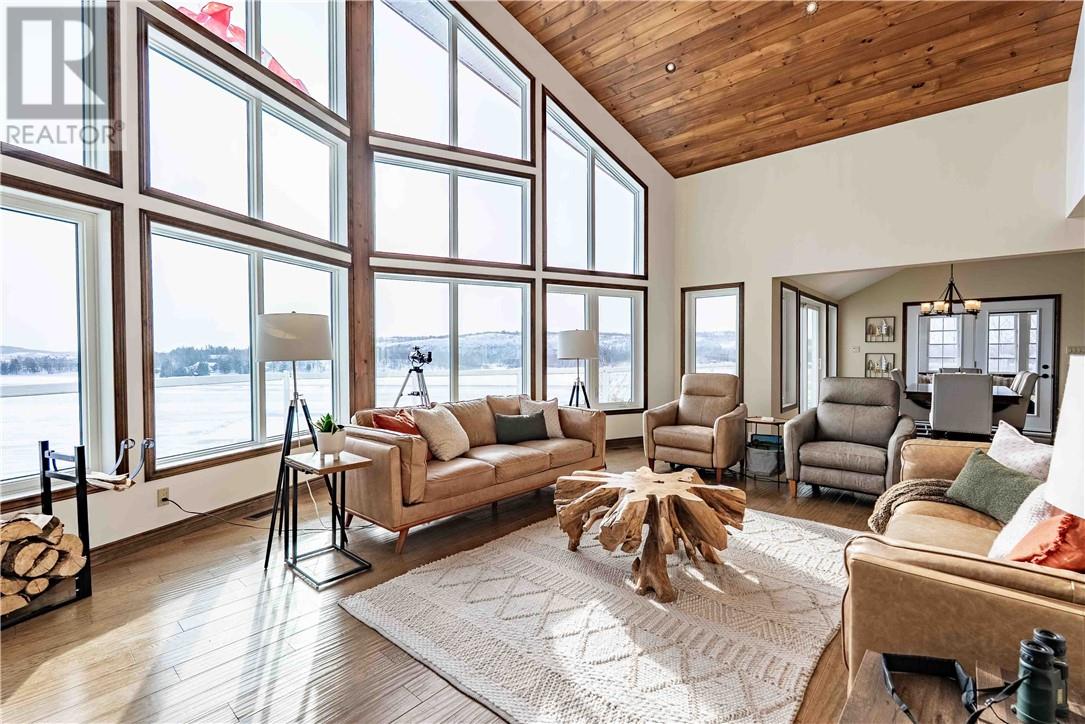 405 Fire Route 3, Val Caron, Ontario  P3N 1L4 - Photo 19 - 2126315