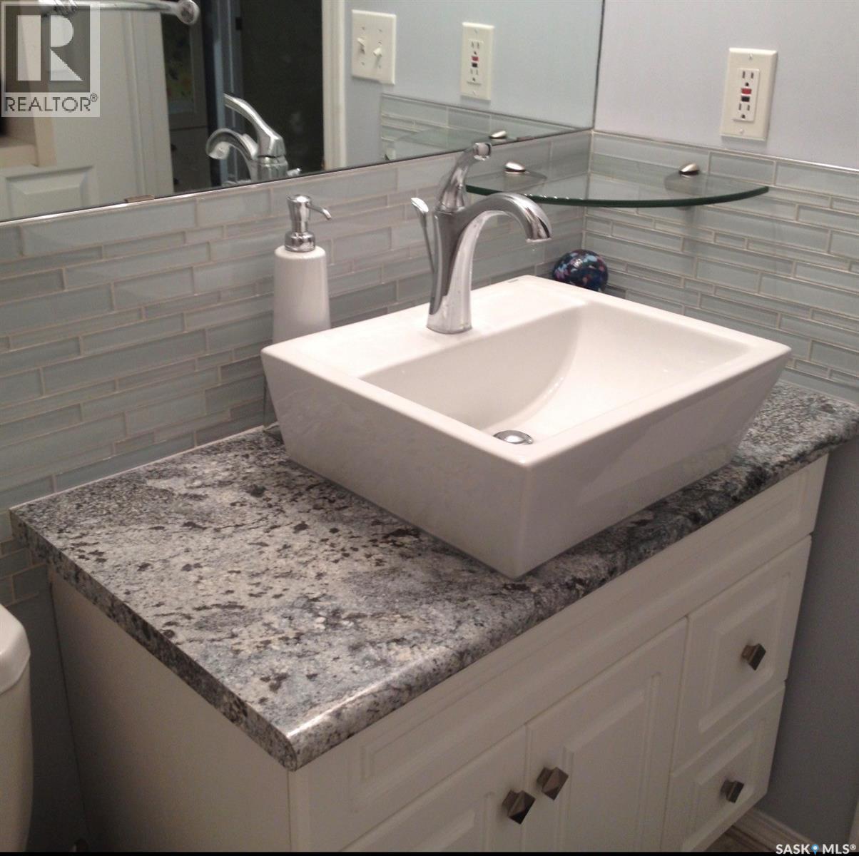 916 4th Avenue N, Saskatoon, Saskatchewan  S7K 2N6 - Photo 28 - SK028216