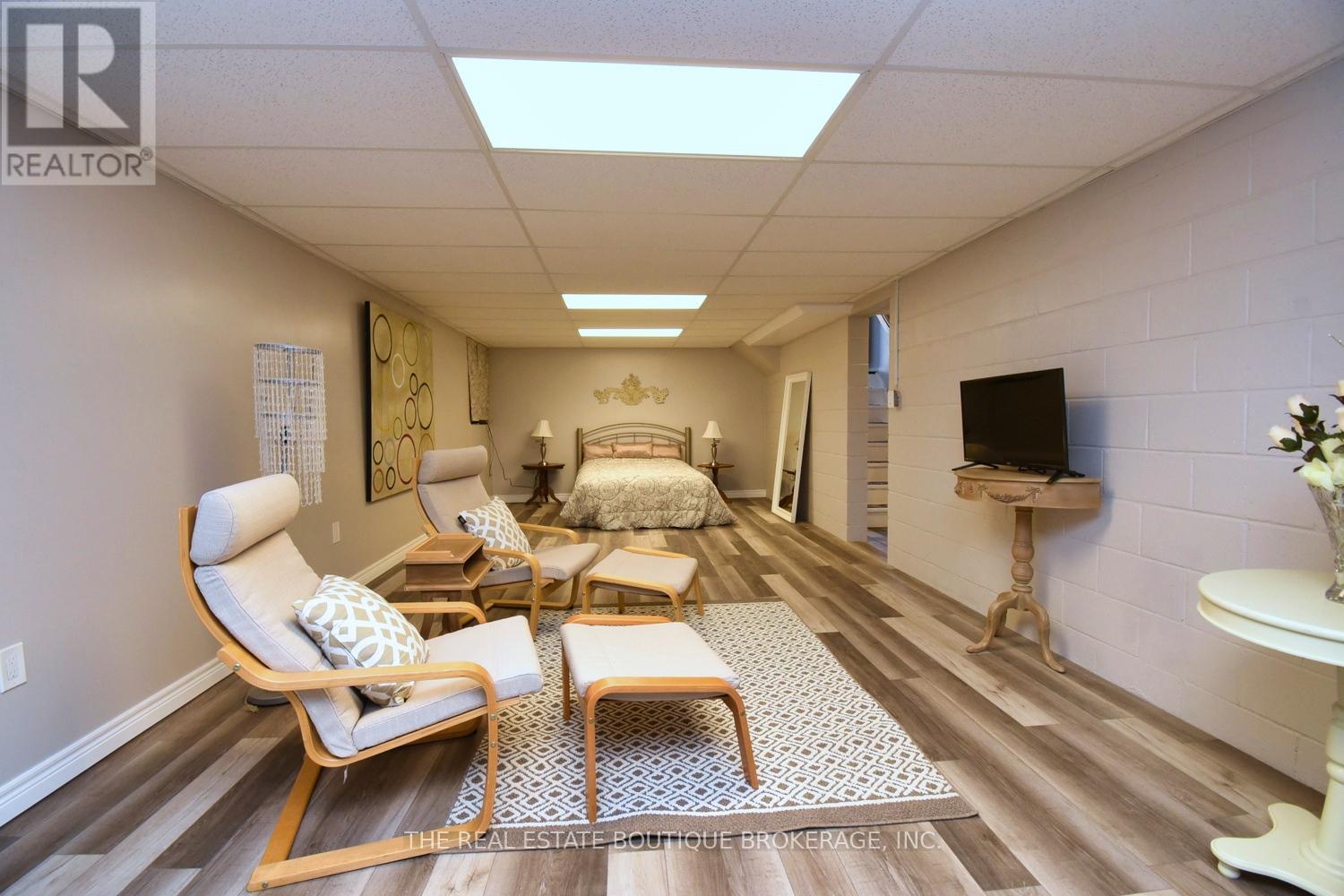 1966 Concession 2 W, Hamilton, Ontario  L0R 1T0 - Photo 32 - X12444290