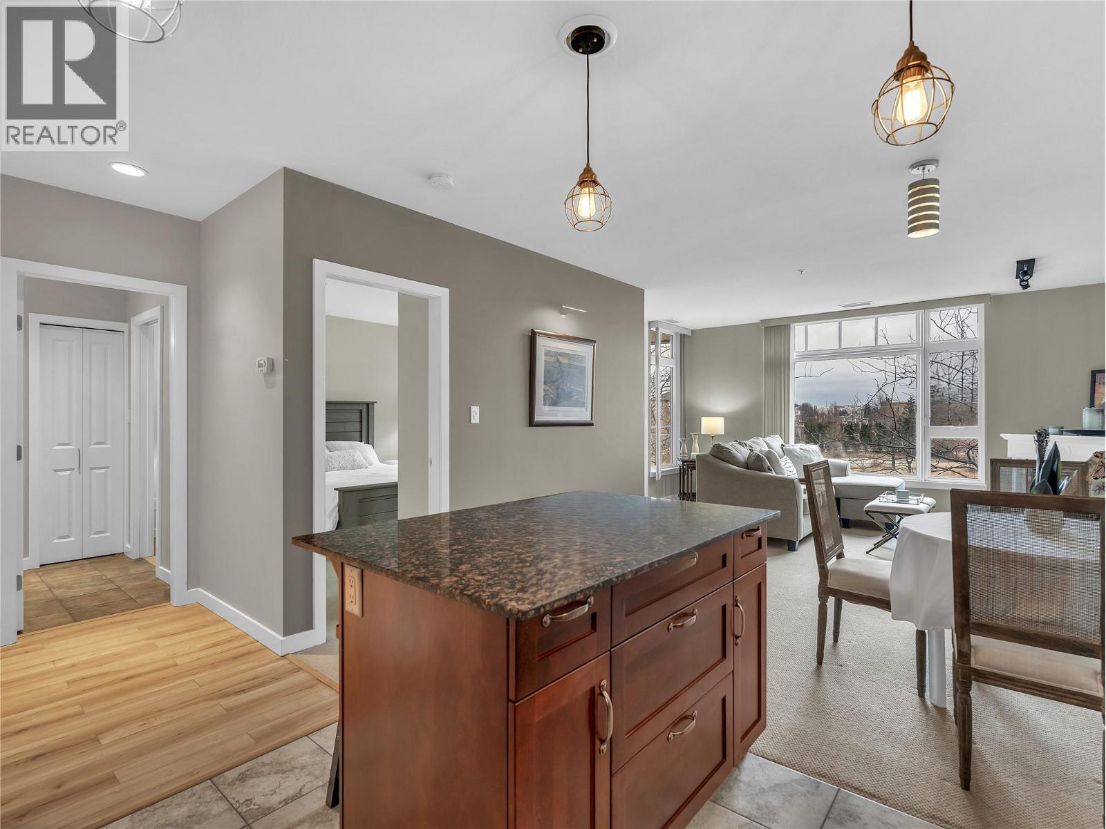 3301 SKAHA LAKE Road Unit# 208, Penticton, British Columbia