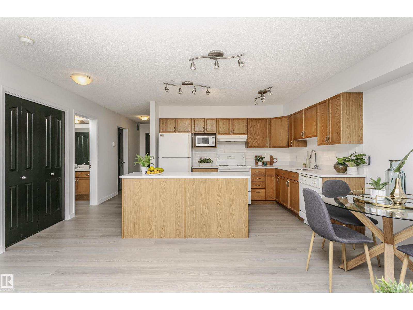 #307 10311 111 St Nw, Edmonton, Alberta  T5K 2Y8 - Photo 7 - E4472951