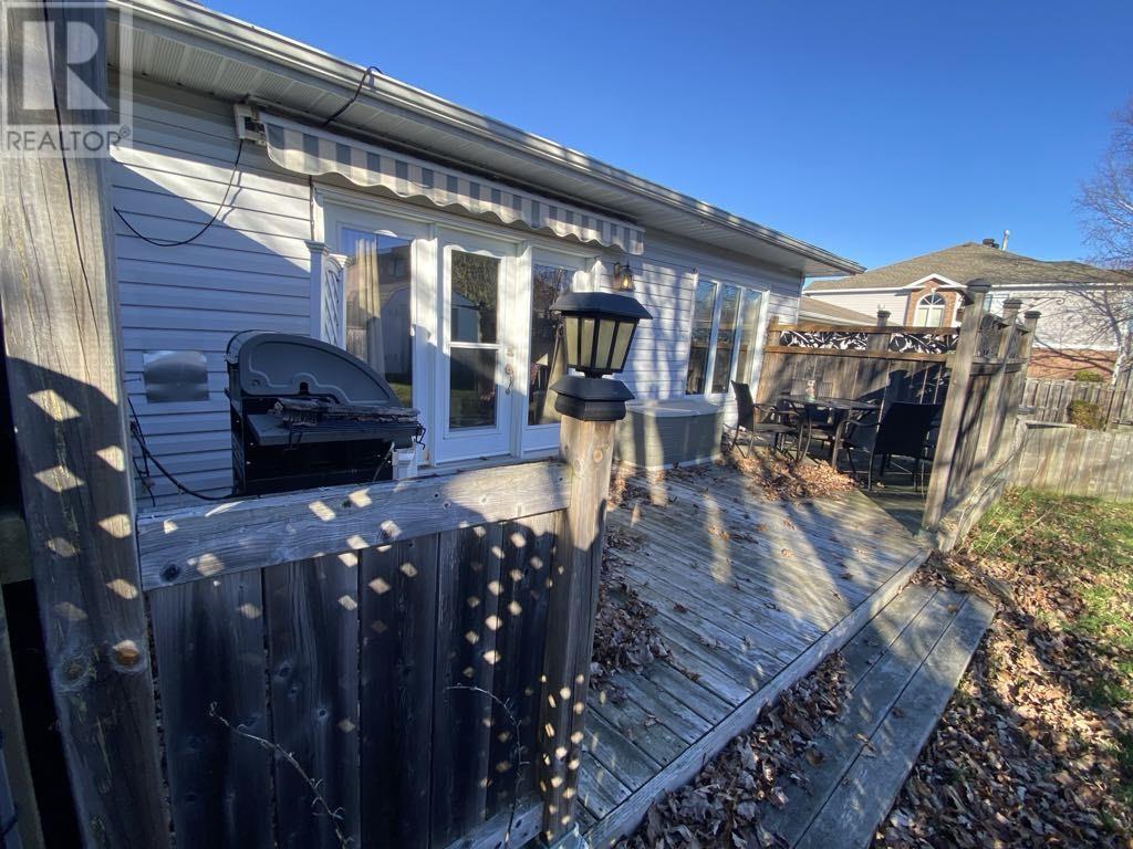 174 Cloverbrae Crescent, North Bay, Ontario  P1A 4J3 - Photo 11 - 2126395