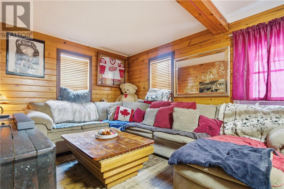 8 Morlock Street, Falconbridge, Ontario  P0M 1S0 - Photo 10 - 2126381