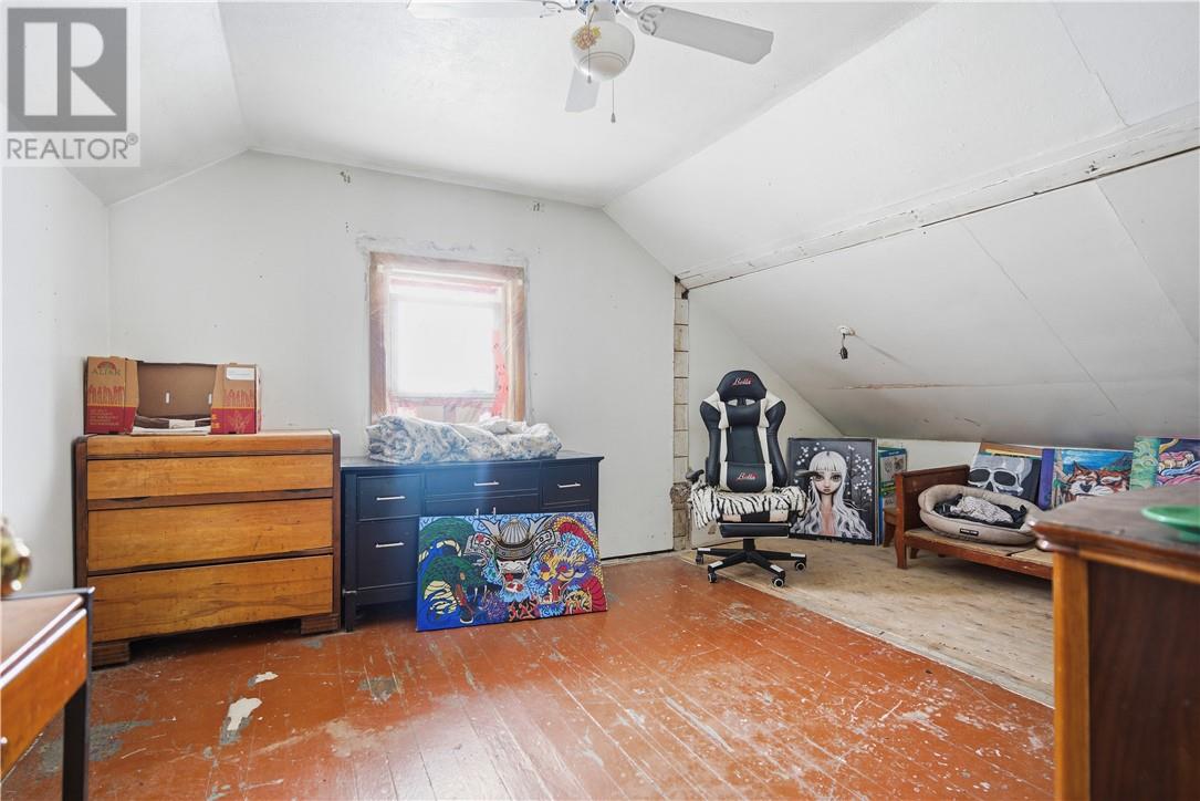 8 Morlock Street, Falconbridge, Ontario  P0M 1S0 - Photo 13 - 2126381