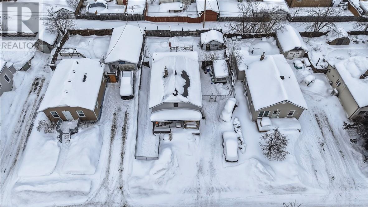 8 Morlock Street, Falconbridge, Ontario  P0M 1S0 - Photo 2 - 2126381