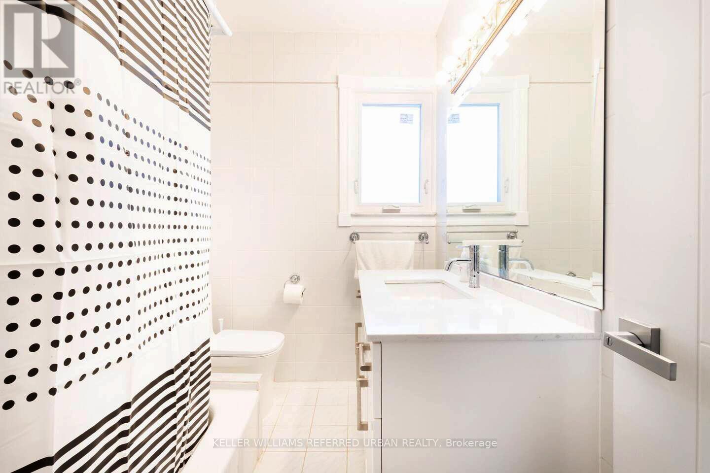 477 Wilson Heights Boulevard, Toronto, Ontario  M3H 2V4 - Photo 11 - C12762038