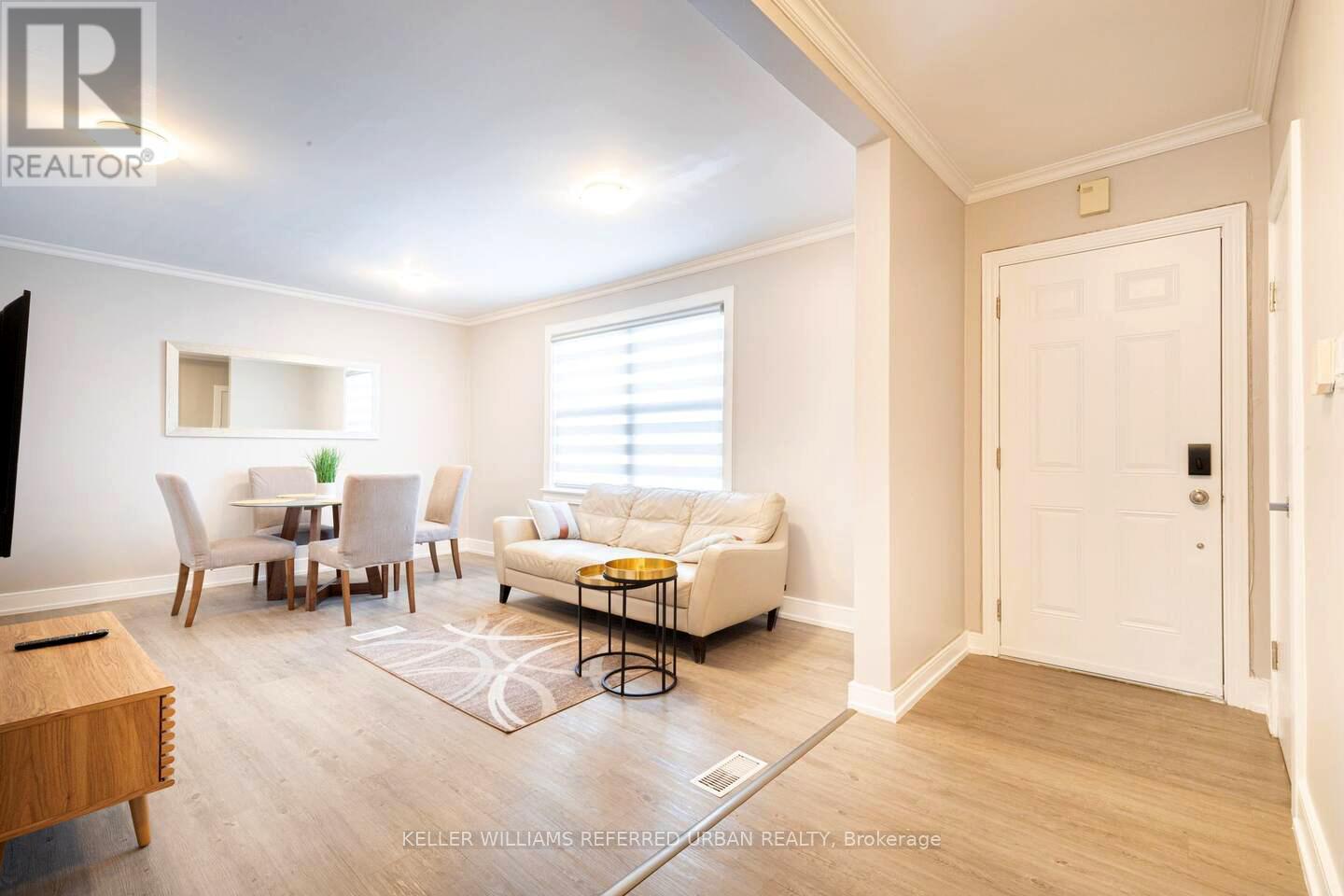 477 Wilson Heights Boulevard, Toronto, Ontario  M3H 2V4 - Photo 3 - C12762038