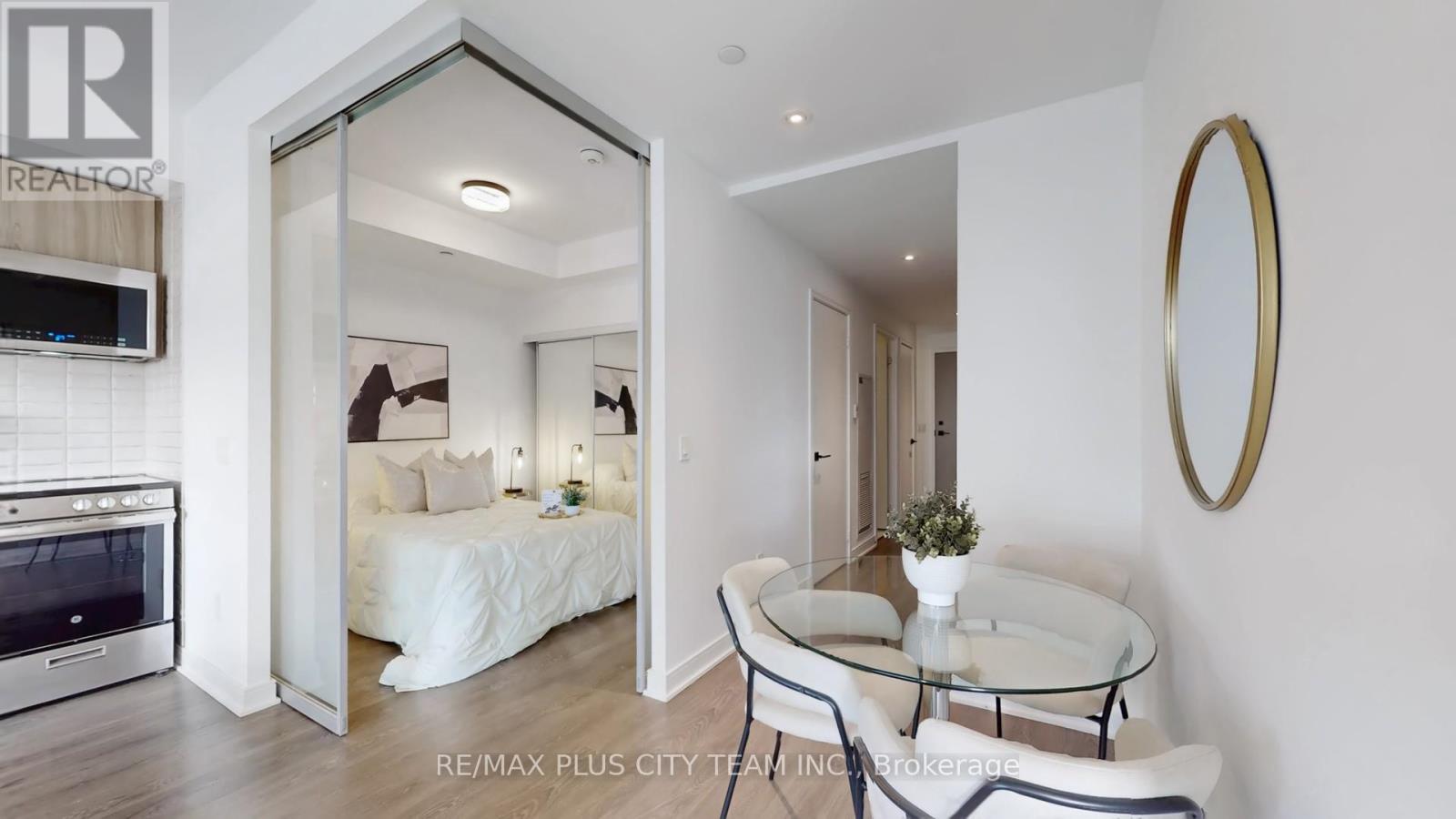 405 - 60 Tannery Road, Toronto, Ontario  M5A 0S8 - Photo 11 - C12775490