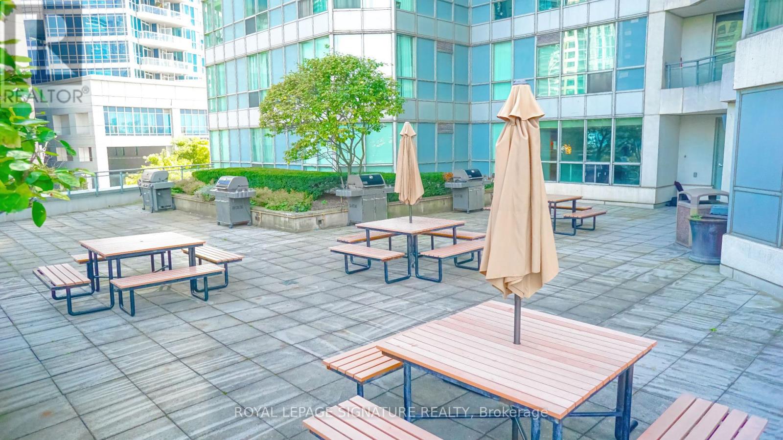 1726 - 230 Queens Quay W, Toronto, Ontario  M5J 2Y7 - Photo 20 - C12775552