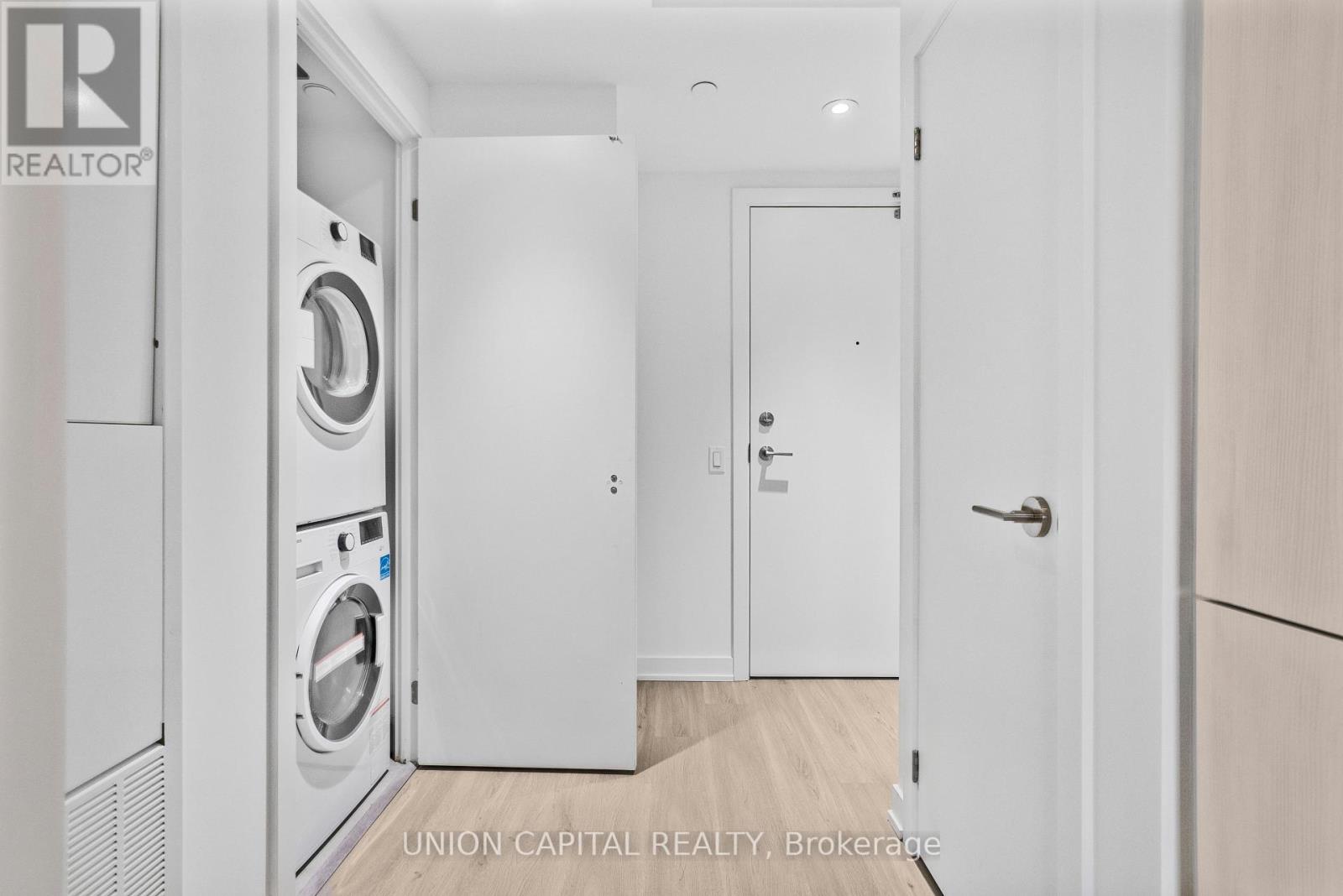 4308 - 8 Wellesley Street W, Toronto, Ontario  M4Y 0J5 - Photo 14 - C12775558