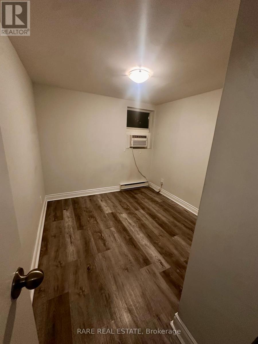 14 - 99 Bellevue Avenue, Toronto, Ontario  M5T 2N8 - Photo 9 - C12751638