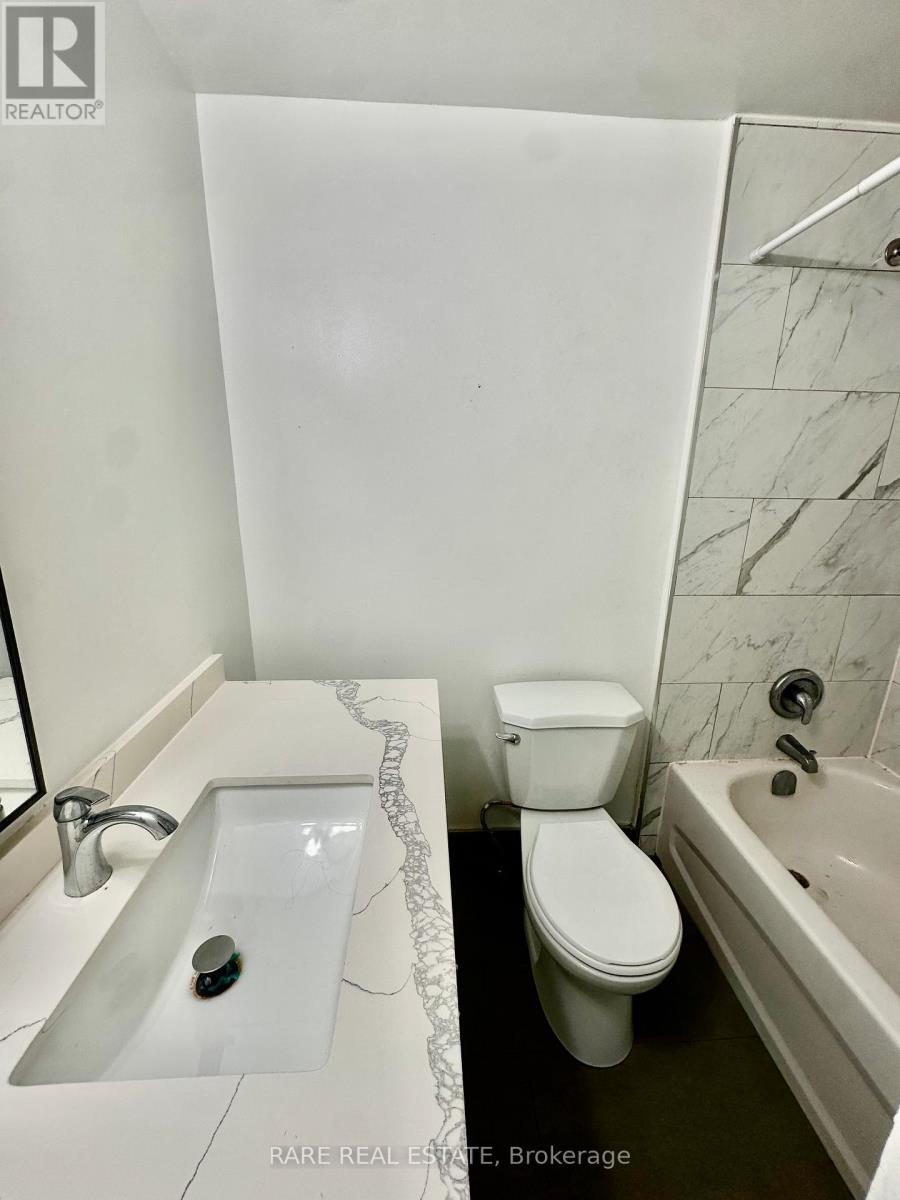 14 - 99 Bellevue Avenue, Toronto, Ontario  M5T 2N8 - Photo 8 - C12751638