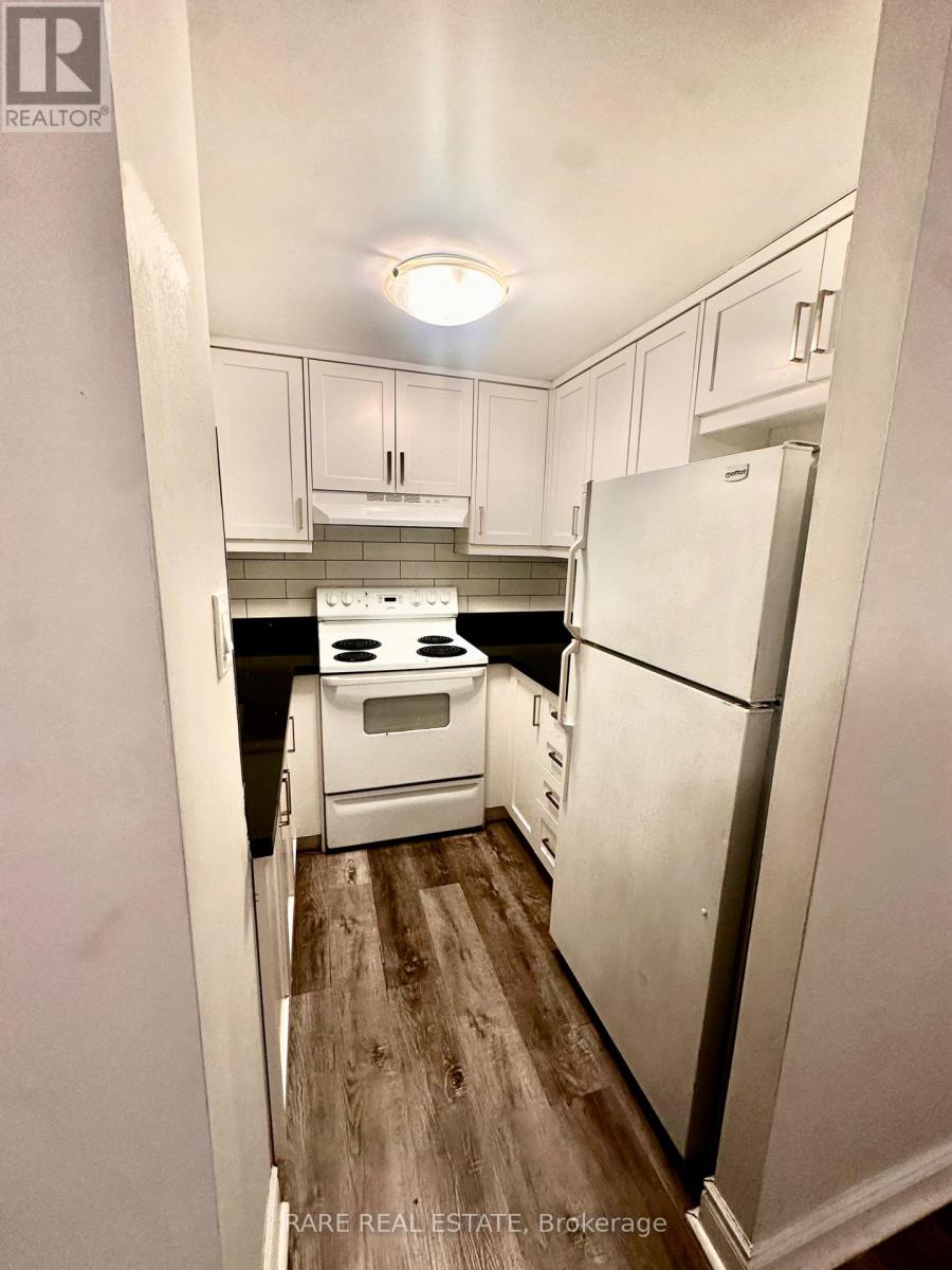 14 - 99 Bellevue Avenue, Toronto, Ontario  M5T 2N8 - Photo 3 - C12751638