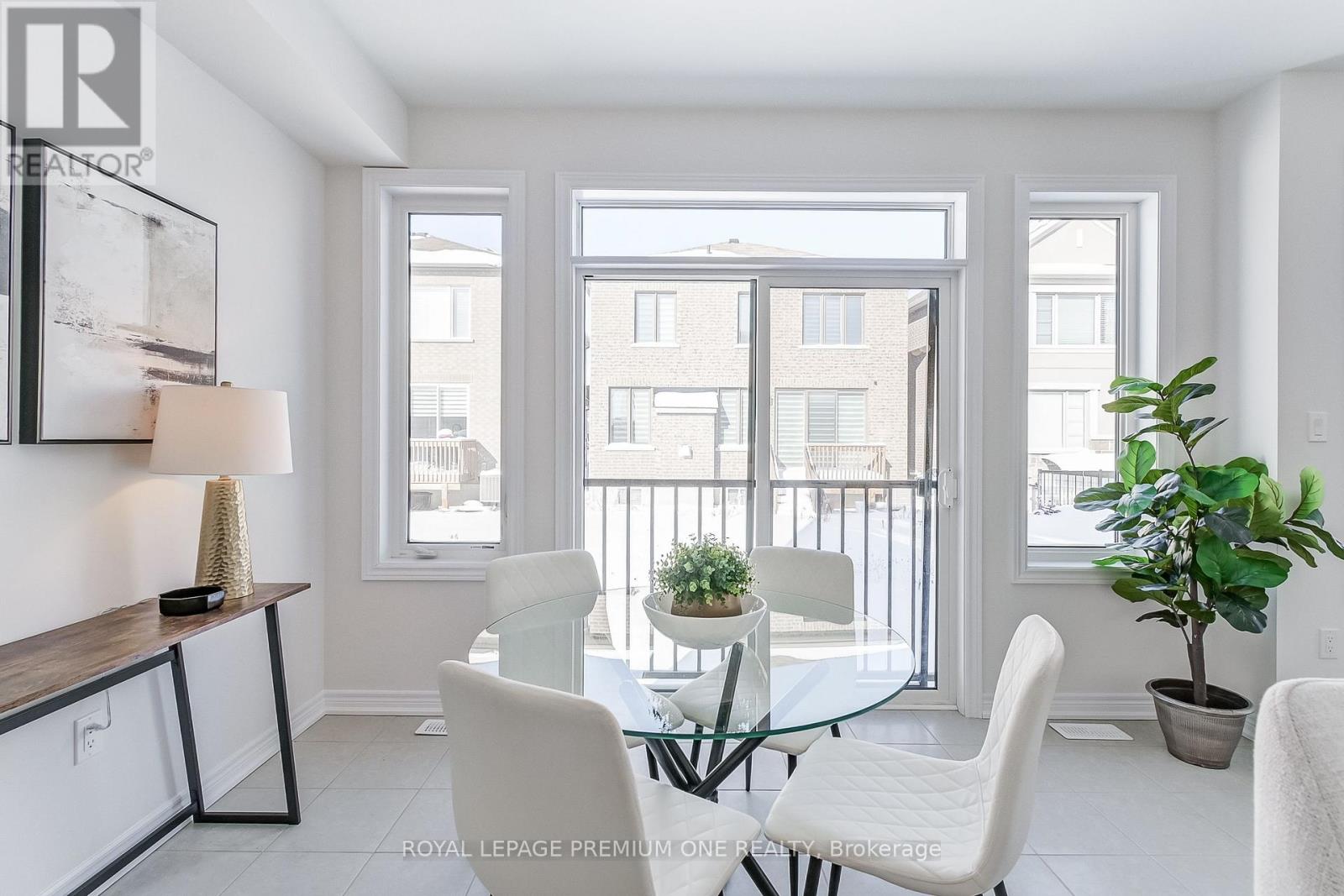 735 Apple Terrace, Milton (Cb Cobban), Ontario  L9T 7E7 - Photo 17 - W12590632