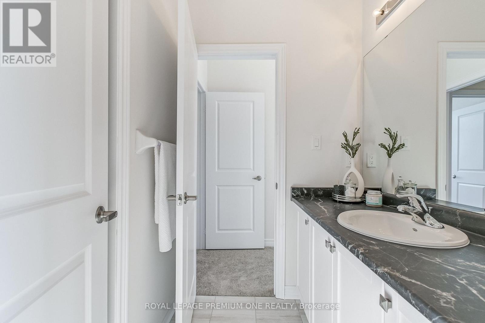 735 Apple Terrace, Milton (Cb Cobban), Ontario  L9T 7E7 - Photo 35 - W12590632