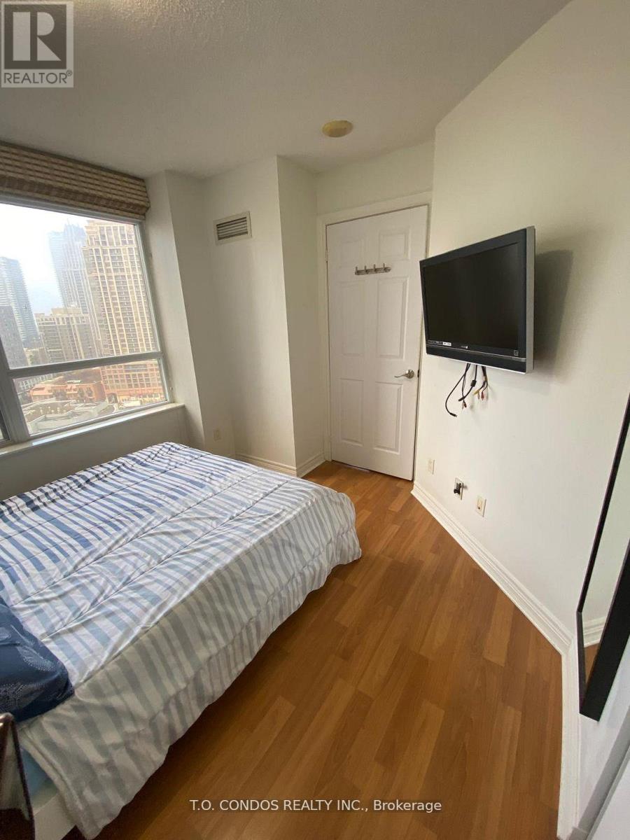 1802 - 310 Burnhamthorpe Road W, Mississauga, Ontario  L5B 4P9 - Photo 9 - W12773980