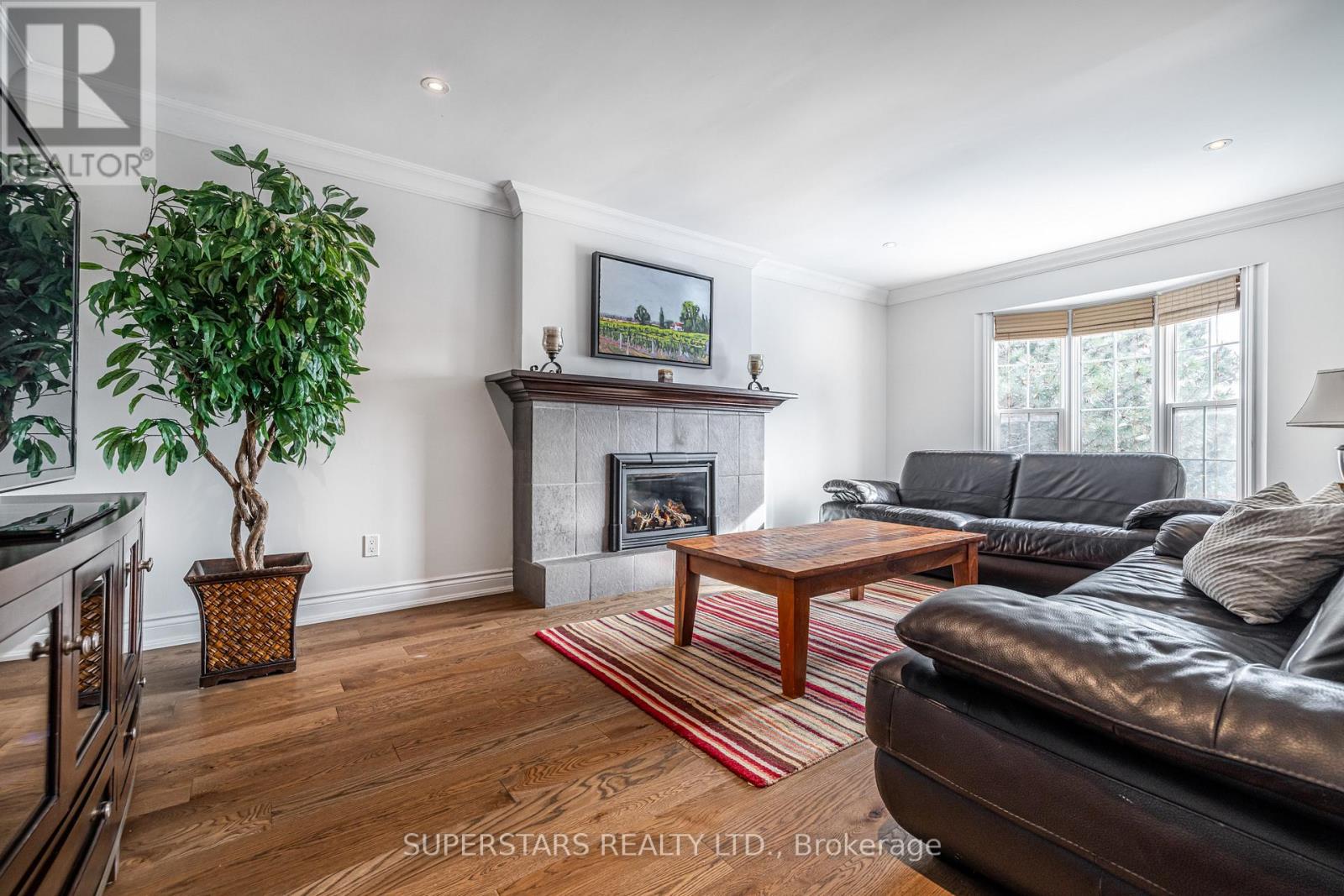 852 Norwick Road, Newmarket, Ontario  L3X 1K8 - Photo 10 - N12775480