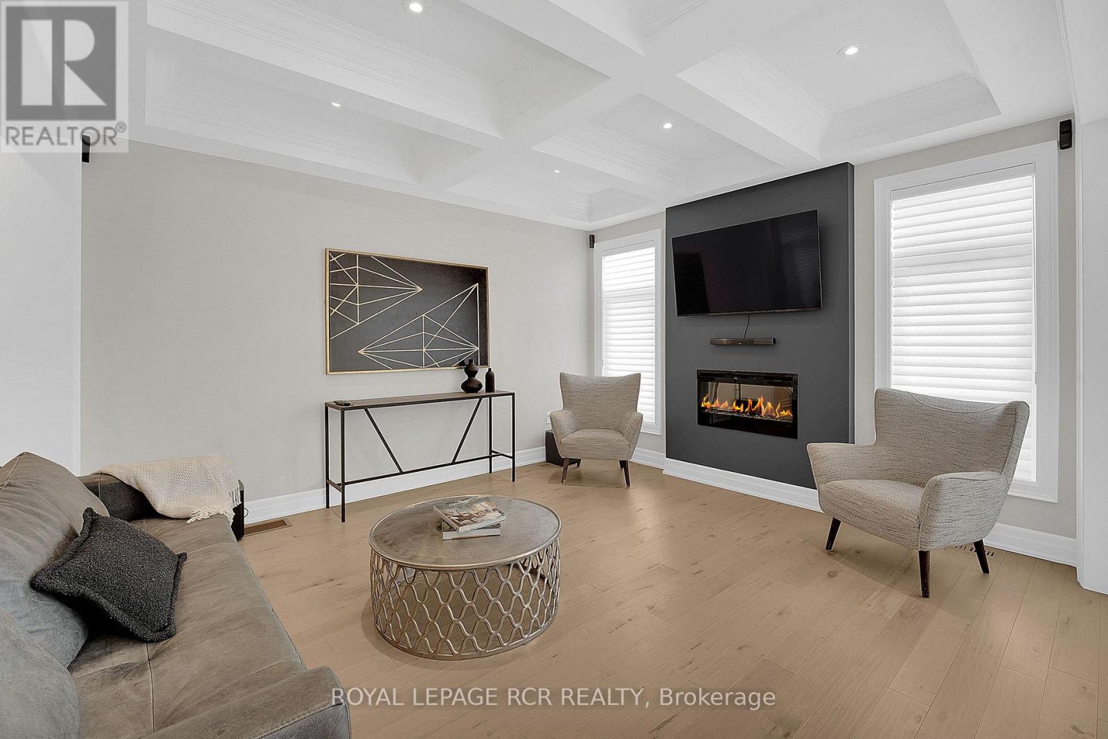 32 Tatton Court, King, Ontario  L7B 0C3 - Photo 2 - N12775488