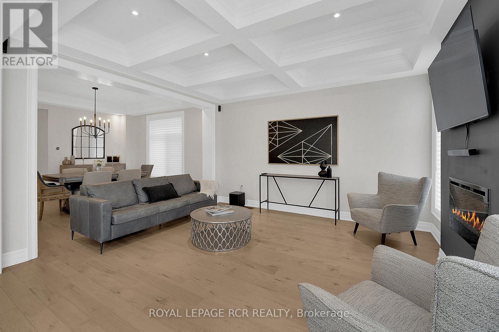 32 Tatton Court, King, Ontario  L7B 0C3 - Photo 3 - N12775488