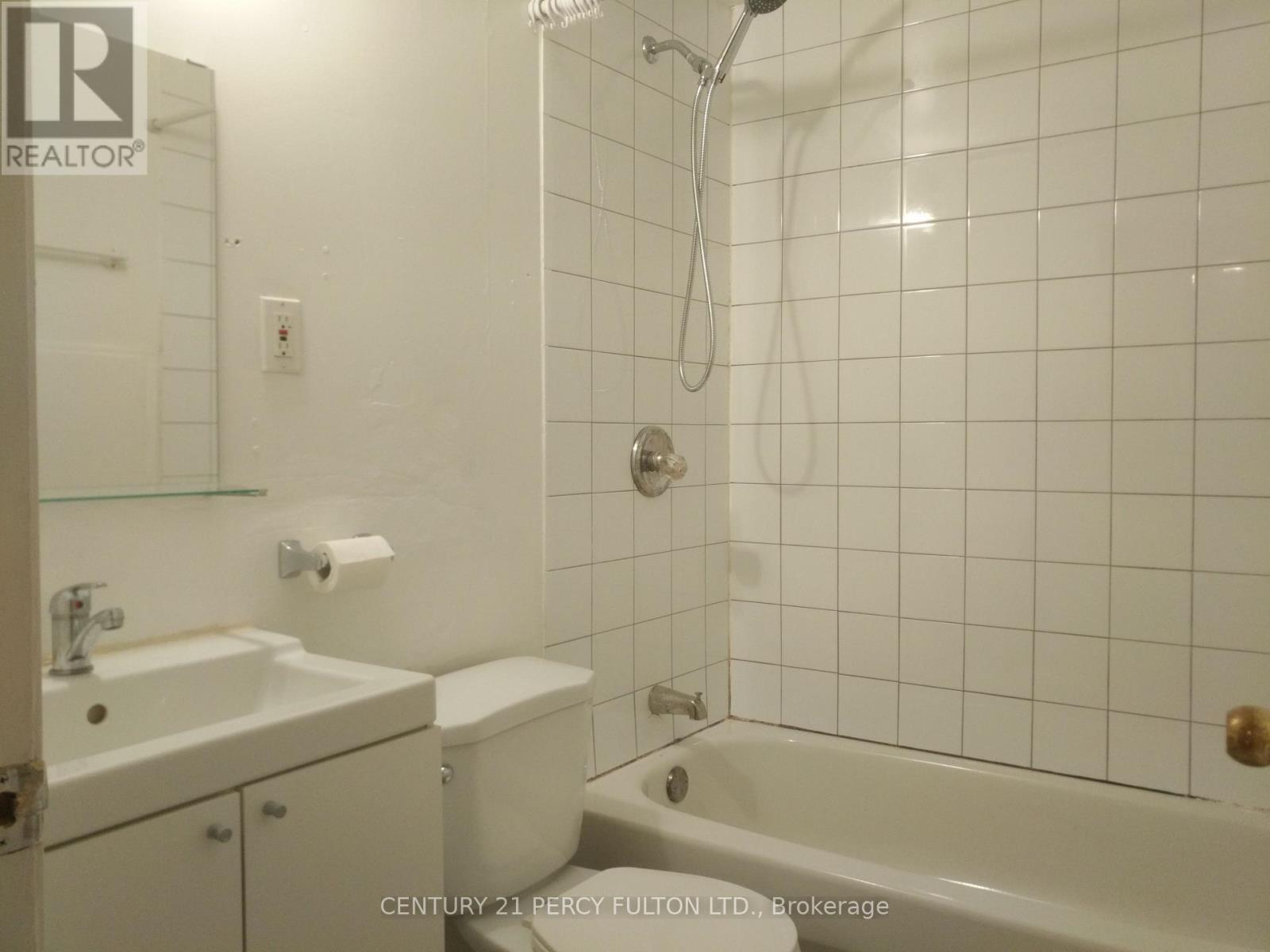 Bsmt - 72 Raleigh Crescent, Markham, Ontario  L3R 4W5 - Photo 5 - N12775530