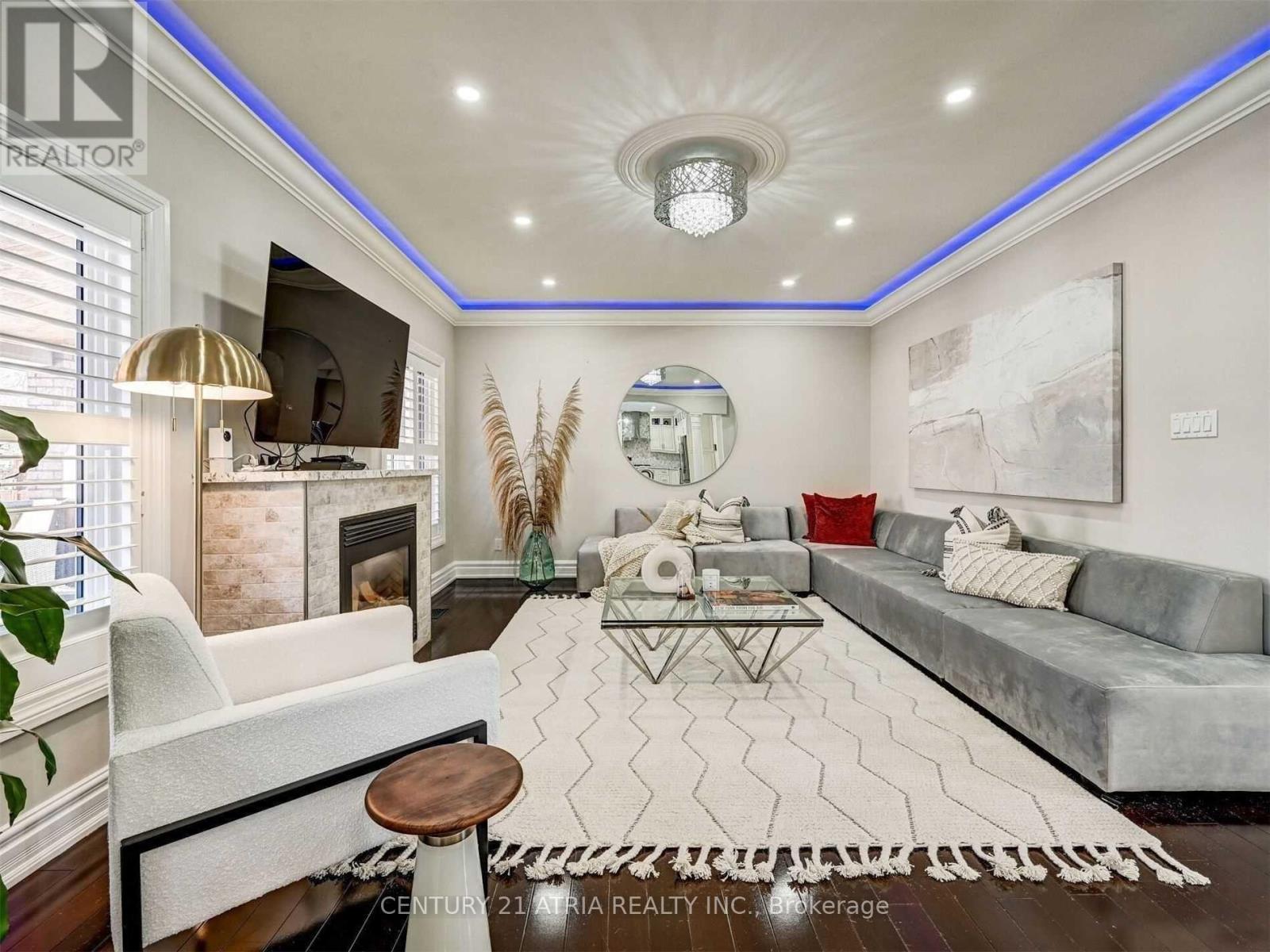 54 Grey Alder Avenue, Richmond Hill, Ontario  L4B 3R5 - Photo 12 - N12775534