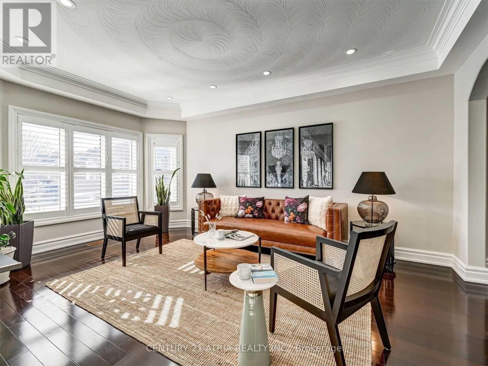 54 Grey Alder Avenue, Richmond Hill, Ontario  L4B 3R5 - Photo 5 - N12775534