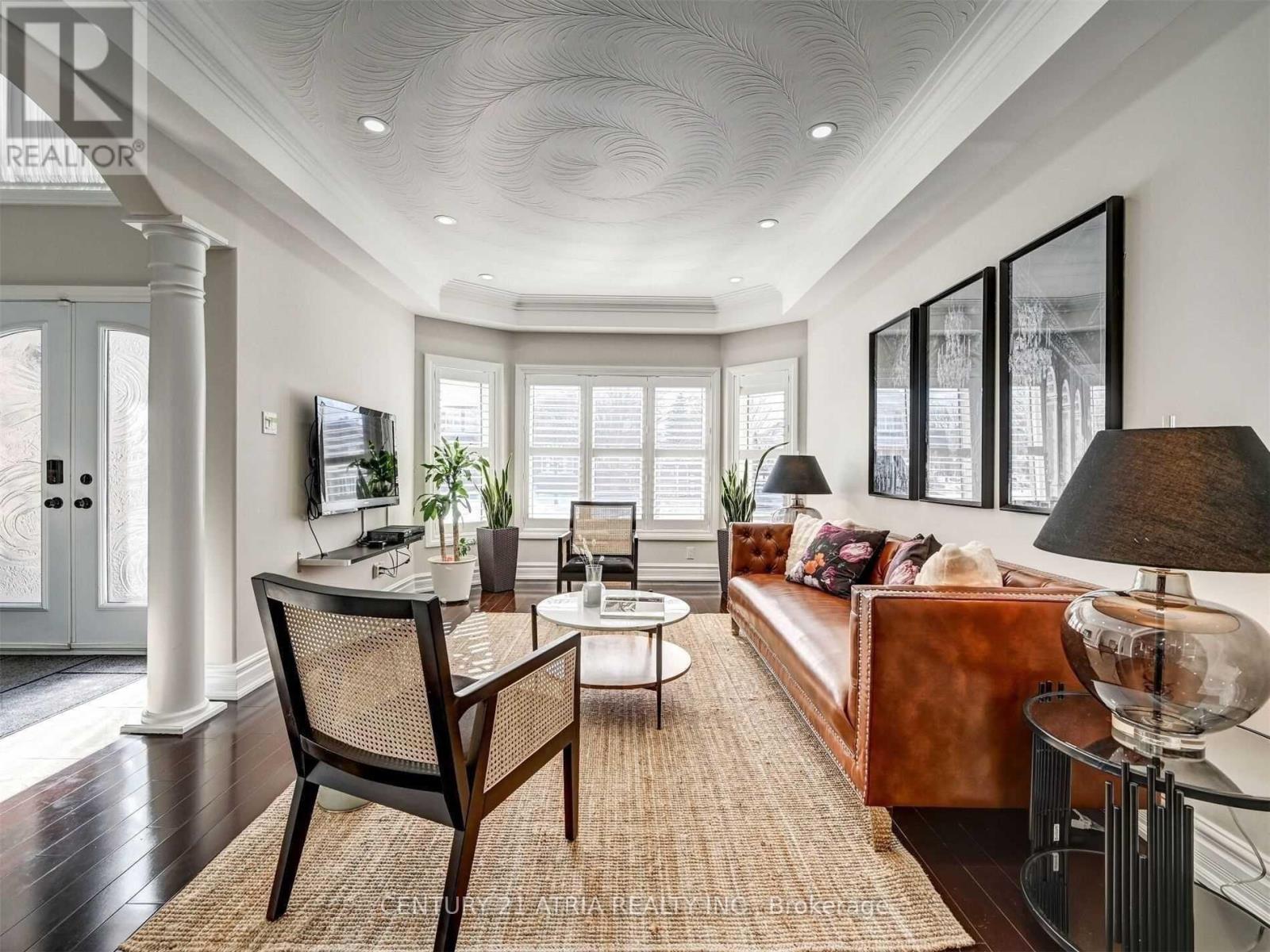 54 Grey Alder Avenue, Richmond Hill, Ontario  L4B 3R5 - Photo 6 - N12775534