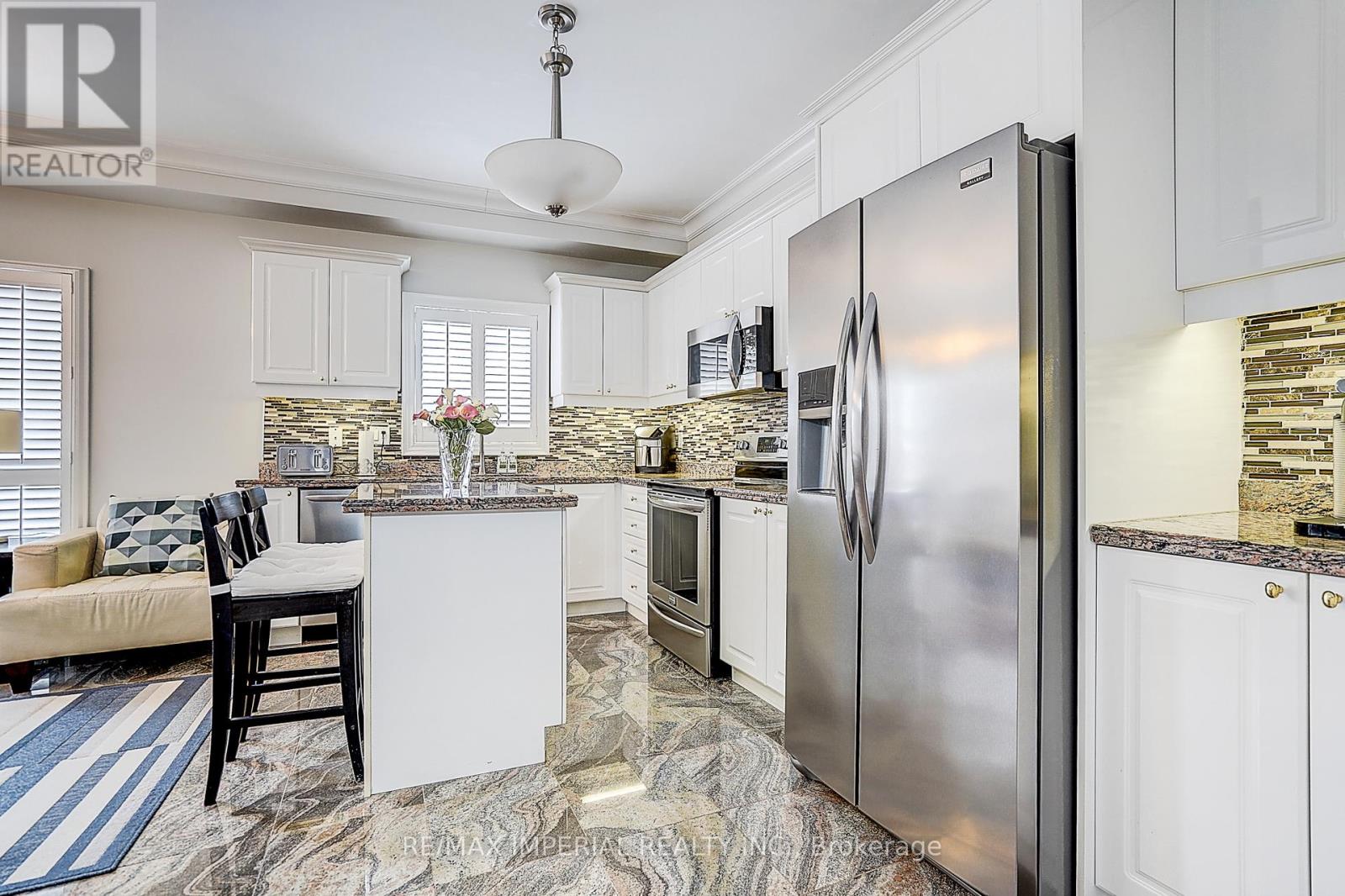 42 English Oak Drive, Richmond Hill, Ontario  L4E 3W2 - Photo 13 - N12775556