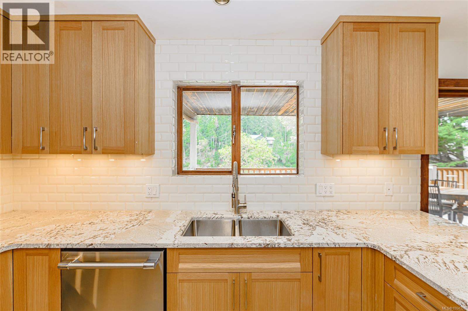 2990 Southey Point Rd, Salt Spring, British Columbia  V8K 1A1 - Photo 13 - 1004320