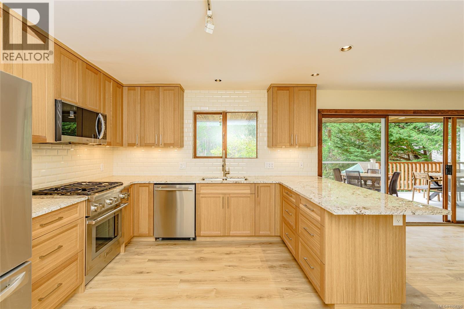 2990 Southey Point Rd, Salt Spring, British Columbia  V8K 1A1 - Photo 11 - 1004320