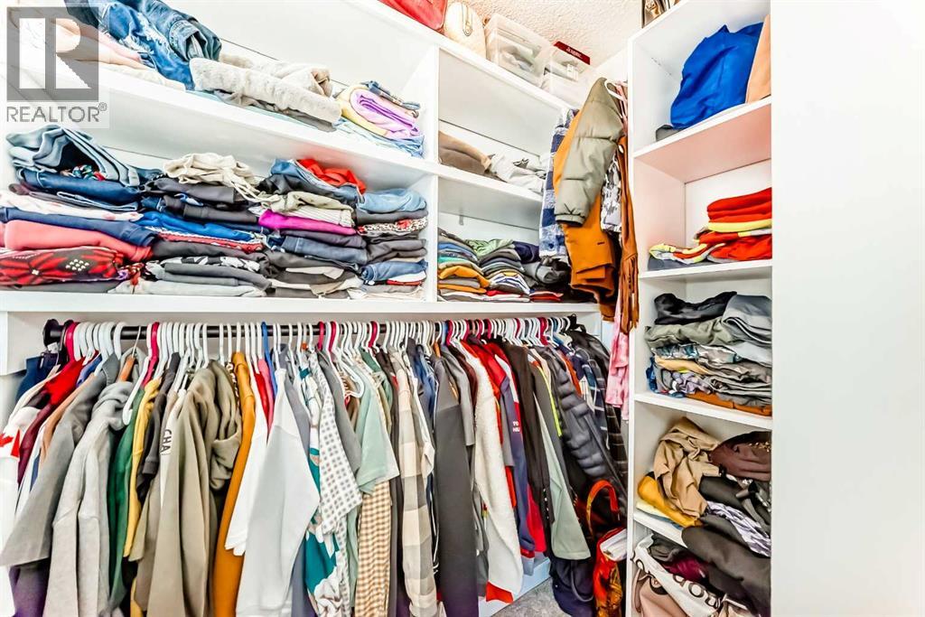 79 Hidden Crescent Nw, Calgary, Alberta  T3A 5L4 - Photo 17 - A2261924