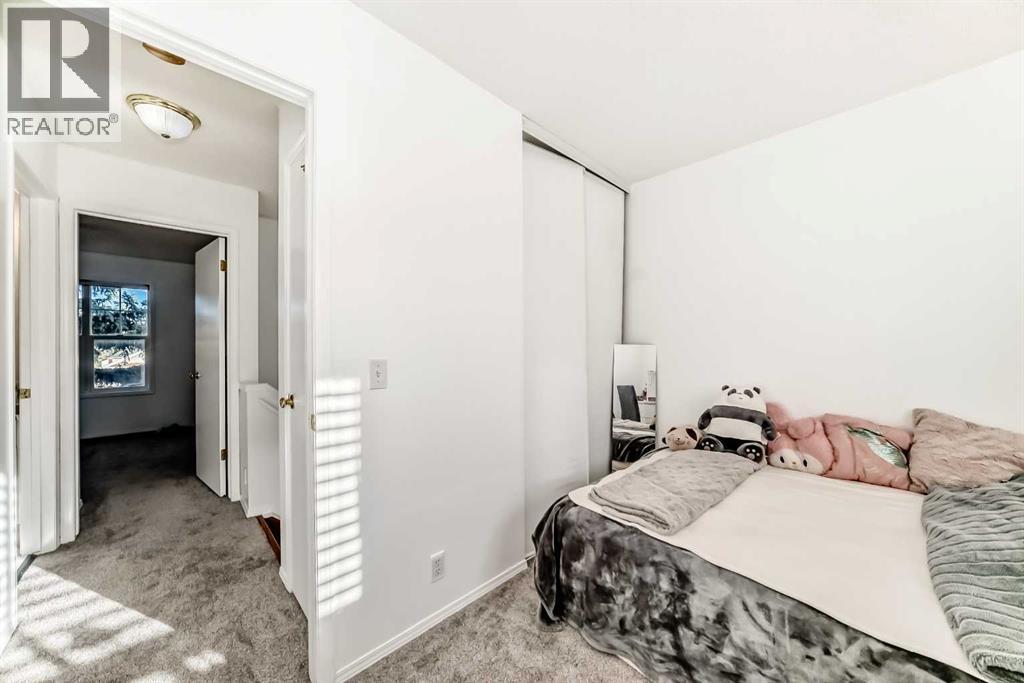 79 Hidden Crescent Nw, Calgary, Alberta  T3A 5L4 - Photo 19 - A2261924