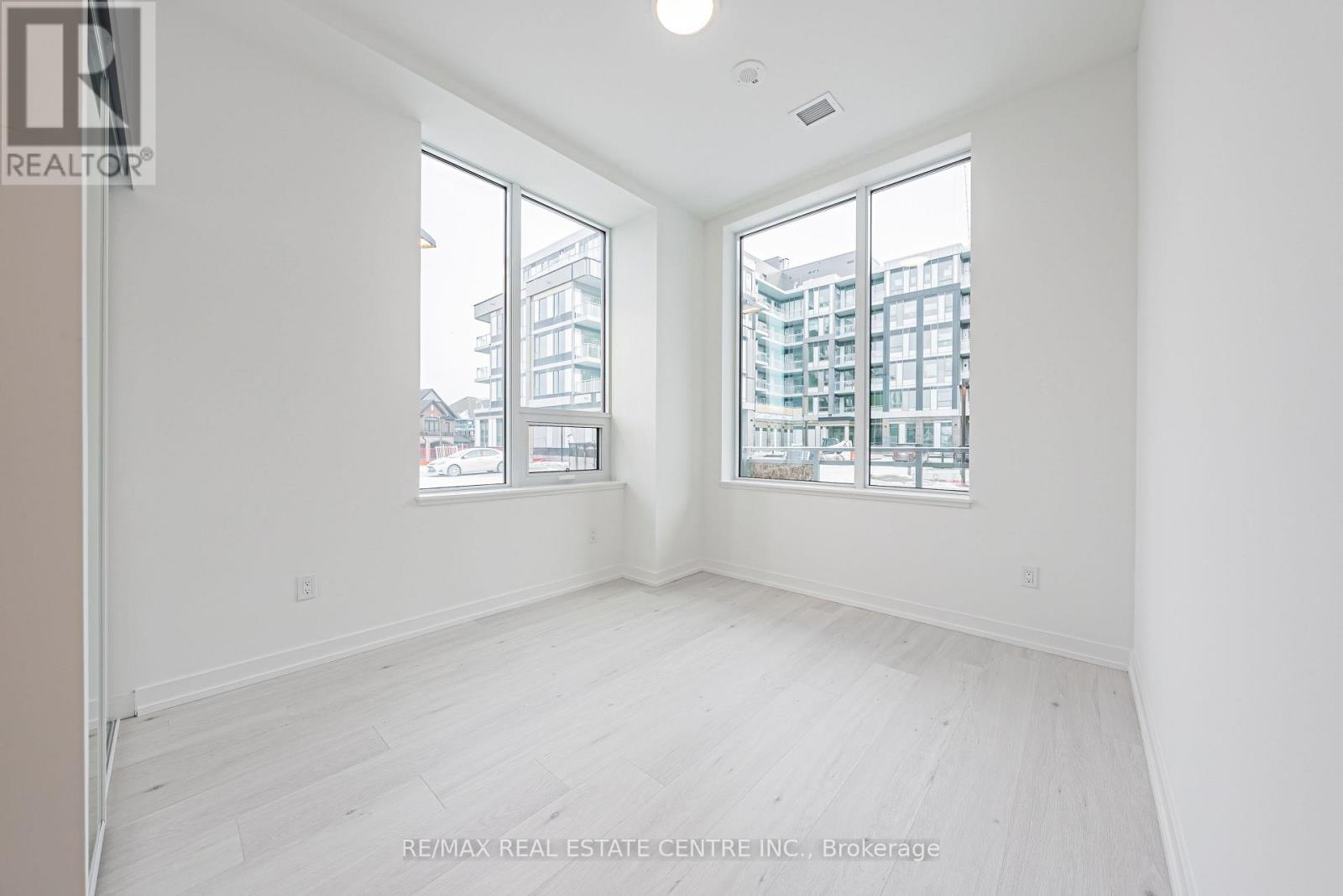 137 - 2501 Saw Whet Boulevard, Oakville, Ontario  L5M 5N2 - Photo 18 - W12775454