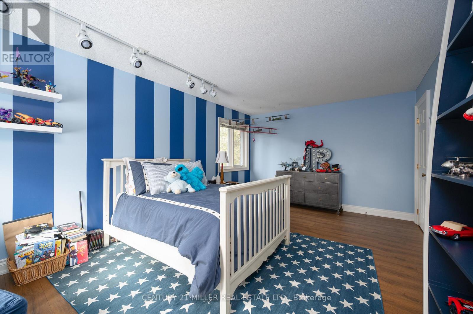 238 Elton Park Road, Oakville, Ontario  L6J 4C1 - Photo 29 - W12775460