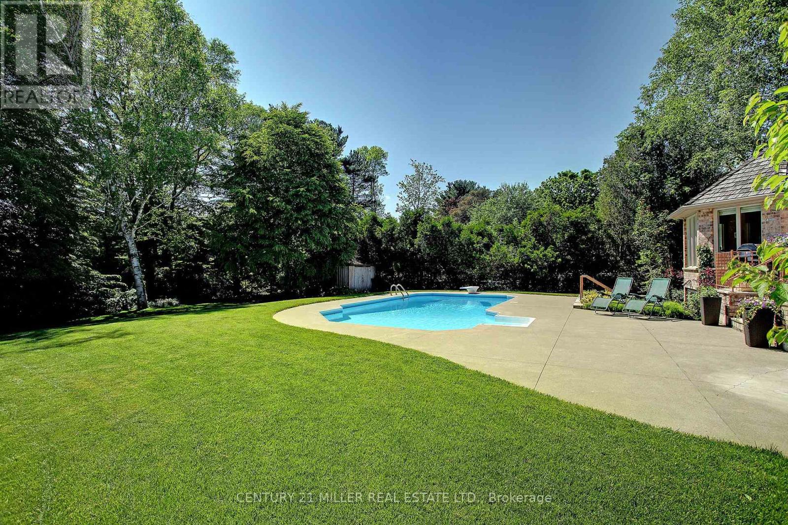 238 Elton Park Road, Oakville, Ontario  L6J 4C1 - Photo 5 - W12775460