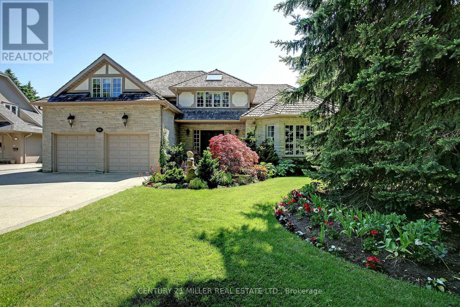 238 ELTON PARK ROAD, Oakville, Ontario