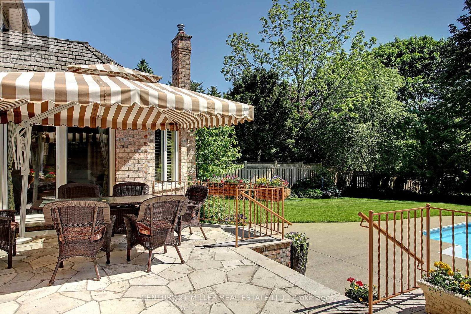 238 Elton Park Road, Oakville, Ontario  L6J 4C1 - Photo 7 - W12775464