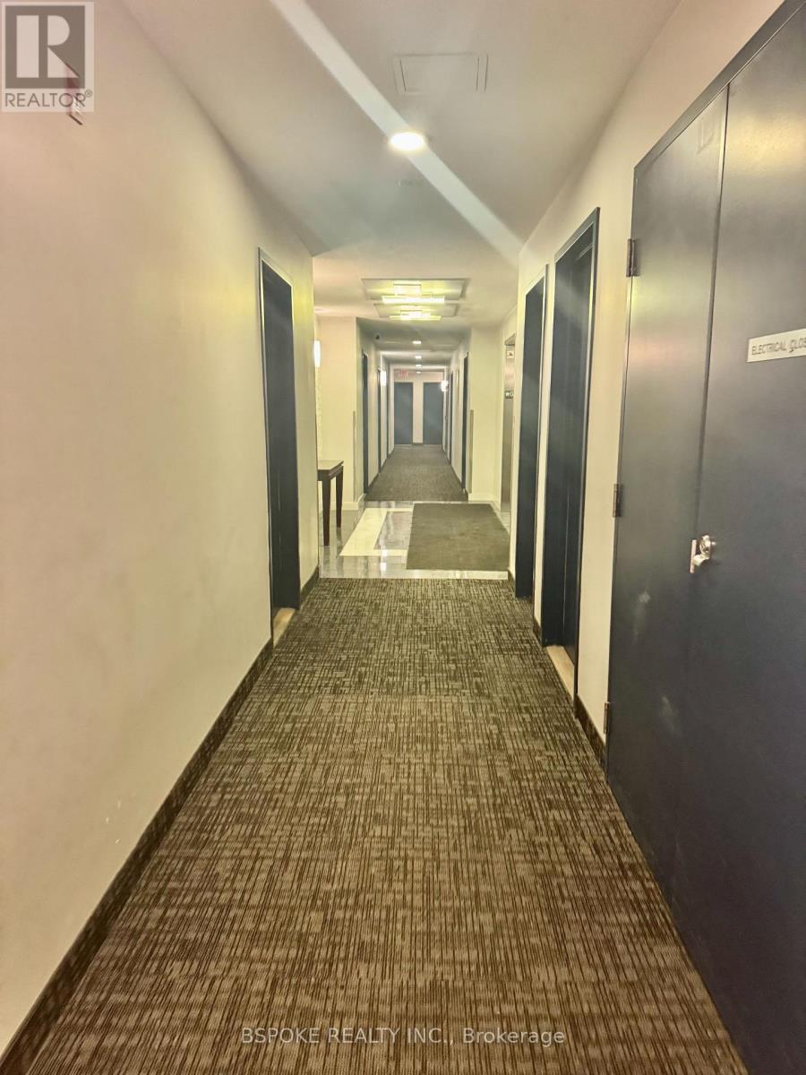 808 - 2464 Weston Road, Toronto, Ontario  M9N 0A2 - Photo 3 - W12775496